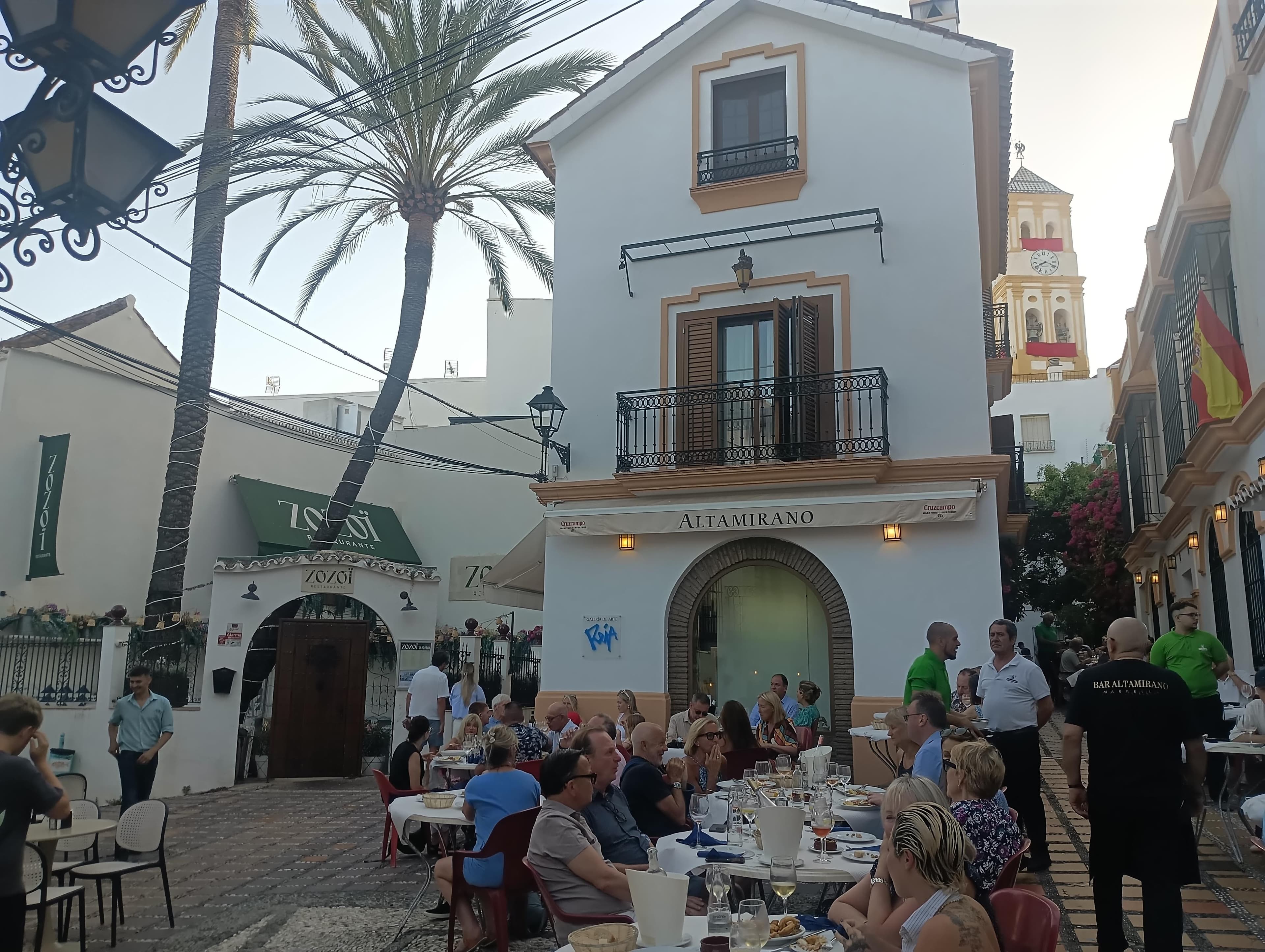 Zozoï 3 en Marbella, Andalucía, España - Restaurantes pet friendly