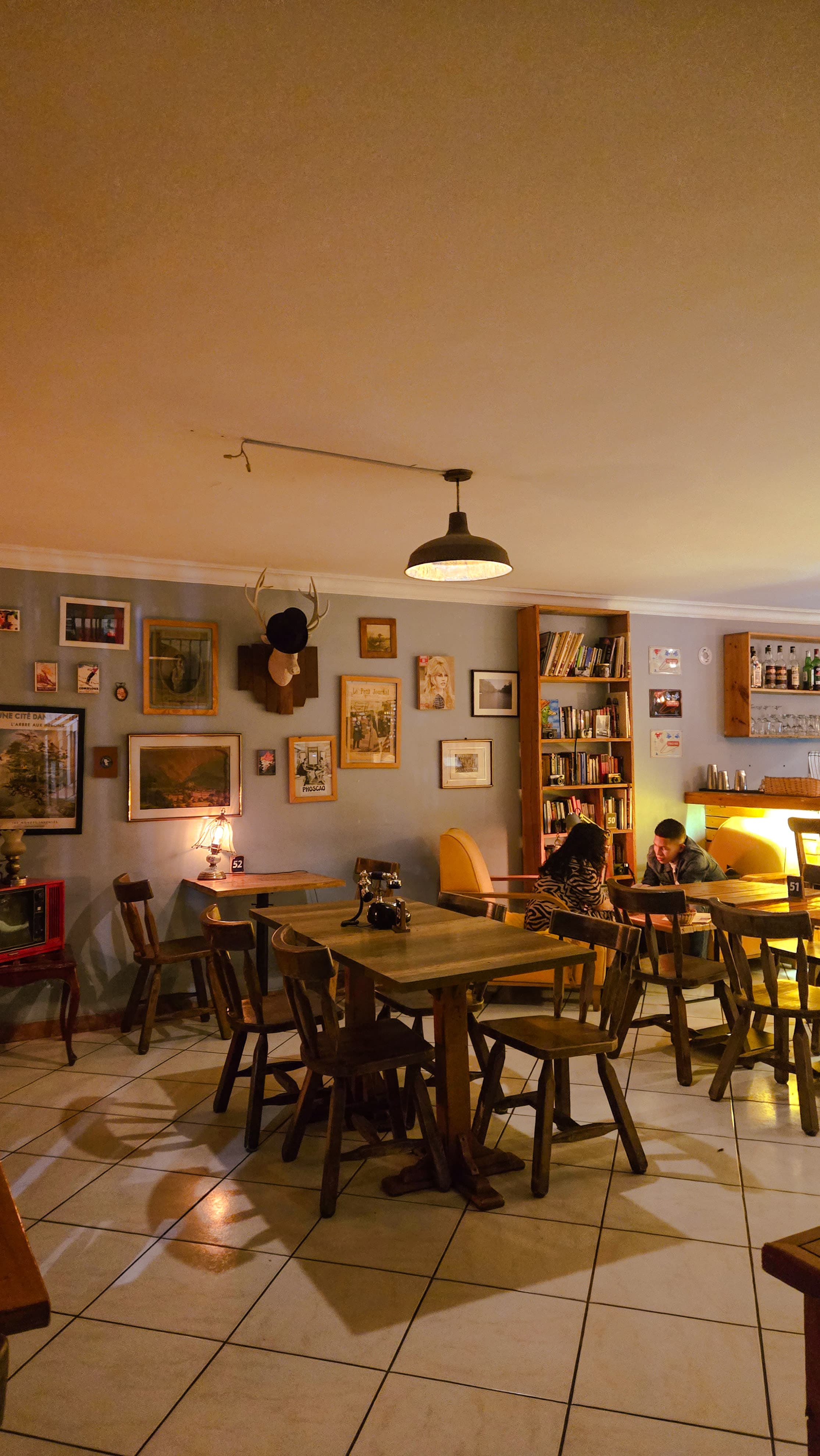 Café Cliché 2 en Medellín, Antioquia, Colombia - Cafeterias pet friendly