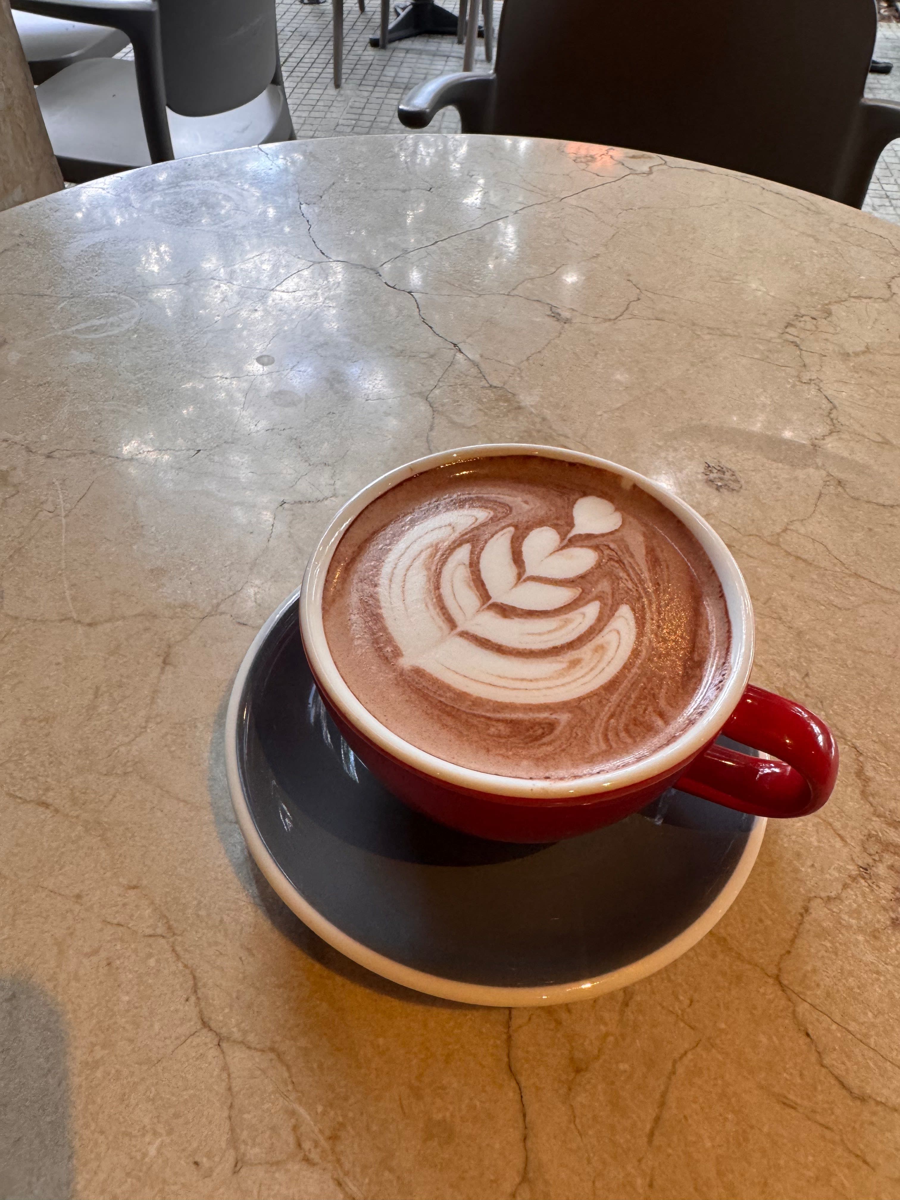 PERGAMINO Café Calle 10B, Medellín 2 en Medellín, Antioquia, Colombia - Cafeterias pet friendly