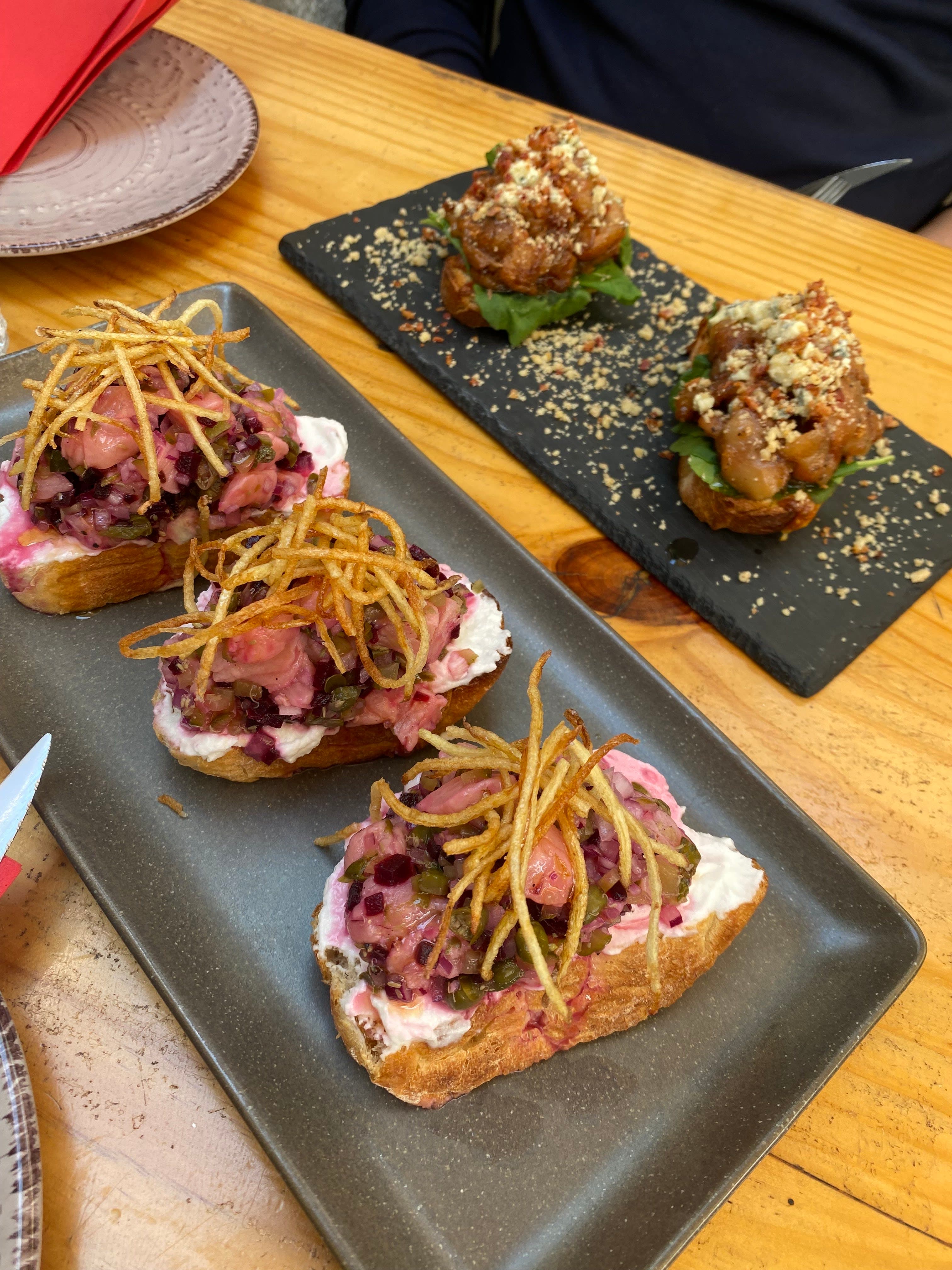 Peces De Ciudad: Restaurante Pet Friendly 3 en Santiago, Metropolitana de Santiago, Chile - Restaurantes pet friendly