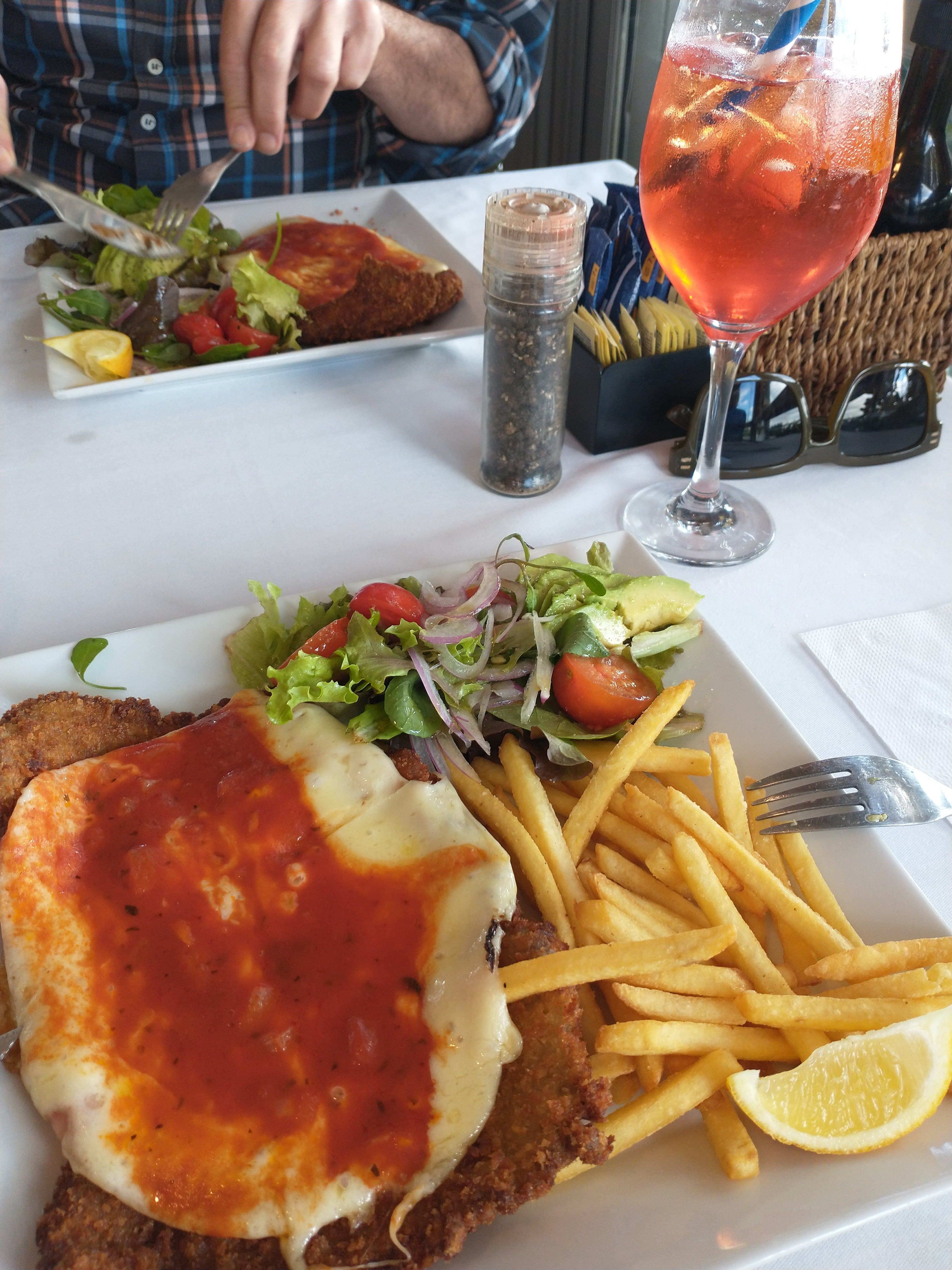 Chill Out Puerto 2 en Punta del Este, Maldonado, Uruguay - Restaurantes pet friendly