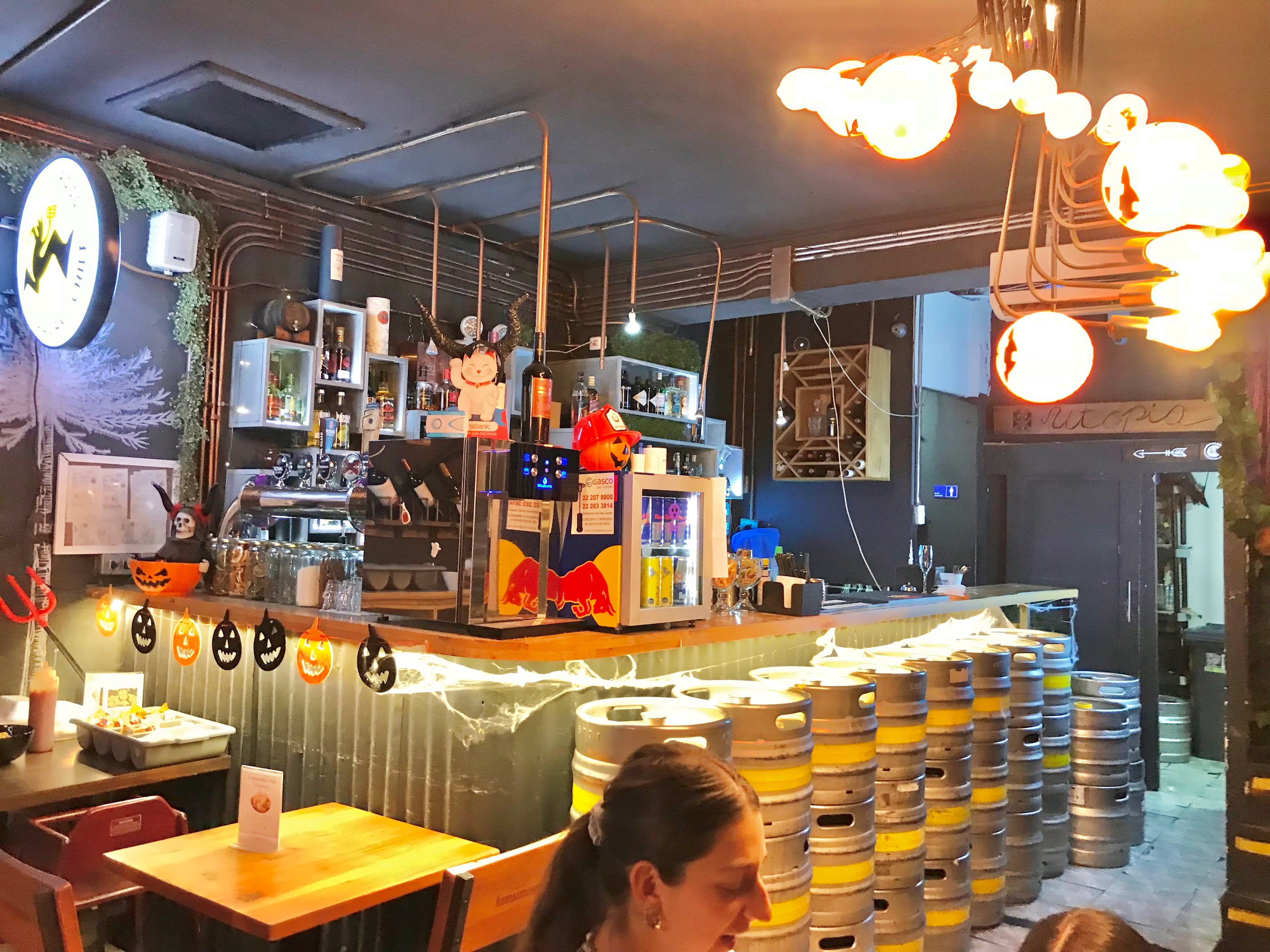 Cafe Restaurant Utopia en Santiago, Metropolitana de Santiago, Chile - Restaurantes pet friendly