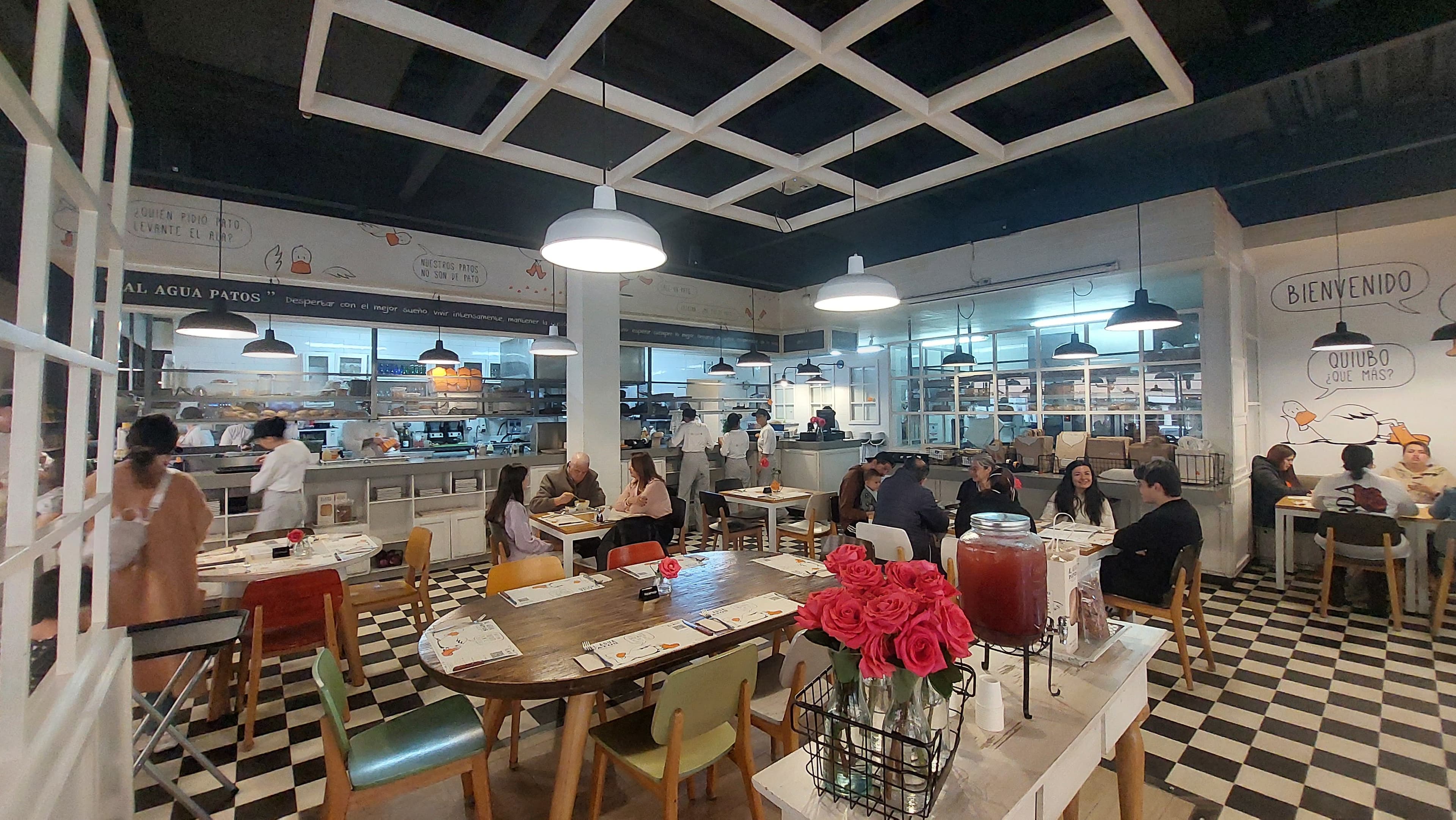 Al Agua Patos en Bogotá, Cundinamarca, Colombia - Restaurantes pet friendly