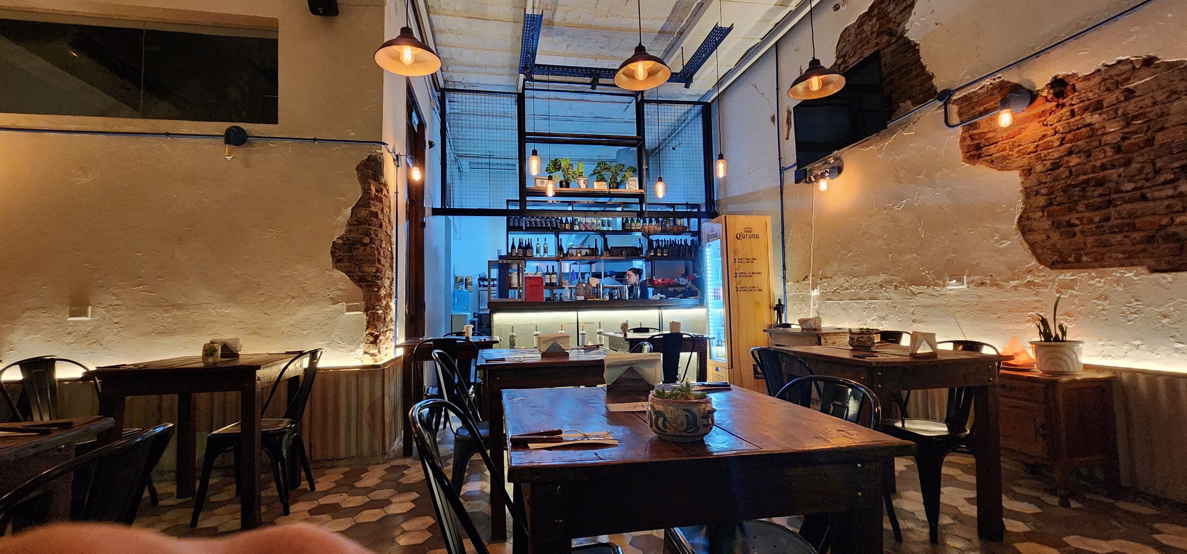 Perro 2 en Buenos Aires, Buenos Aires, Argentina - Restaurantes pet friendly