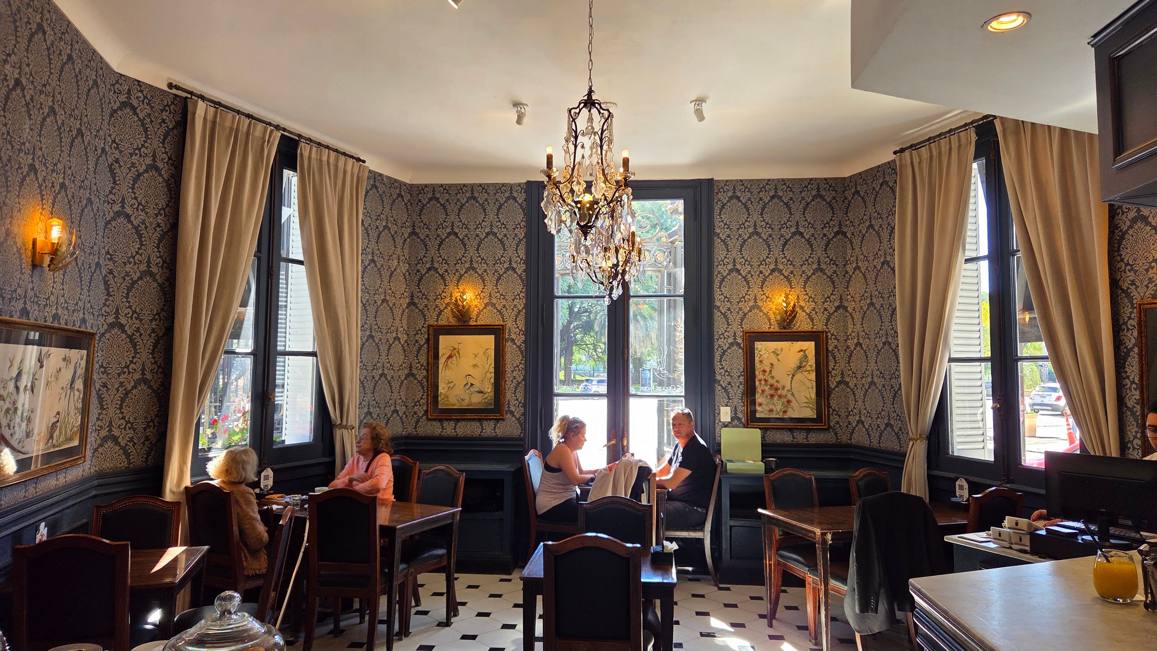 Croque Madame en Buenos Aires, Buenos Aires, Argentina - Restaurantes pet friendly