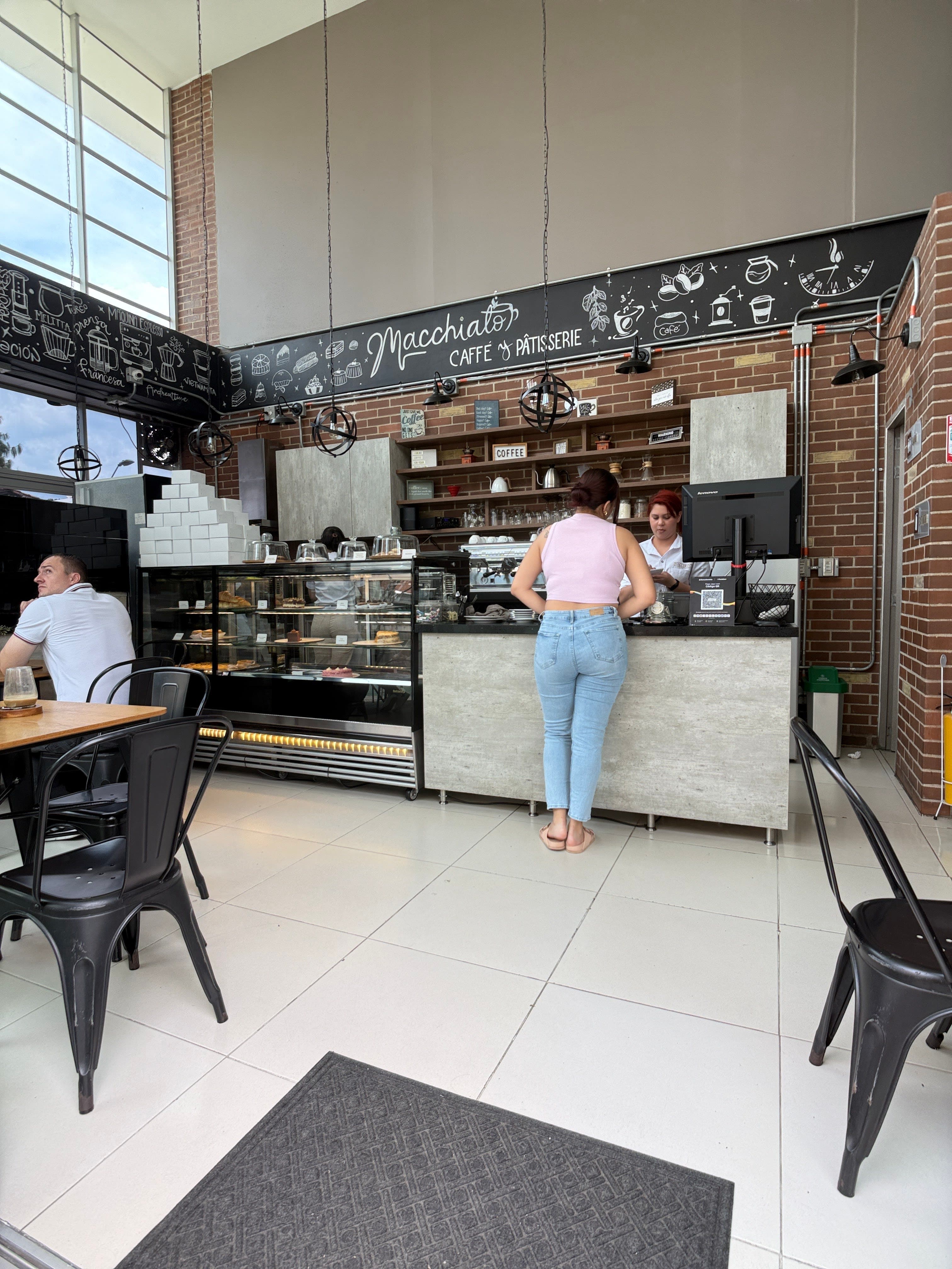 Macchiato en Medellín, Antioquia, Colombia - Cafeterias pet friendly