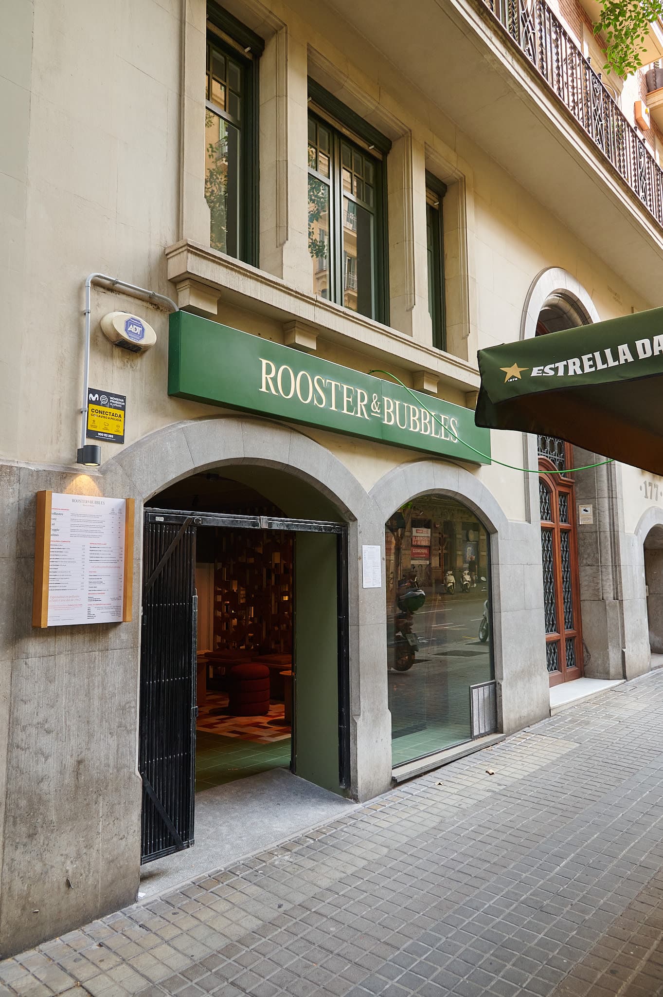 Rooster & Bubbles 2 en Barcelona, Cataluña, España - Restaurantes pet friendly