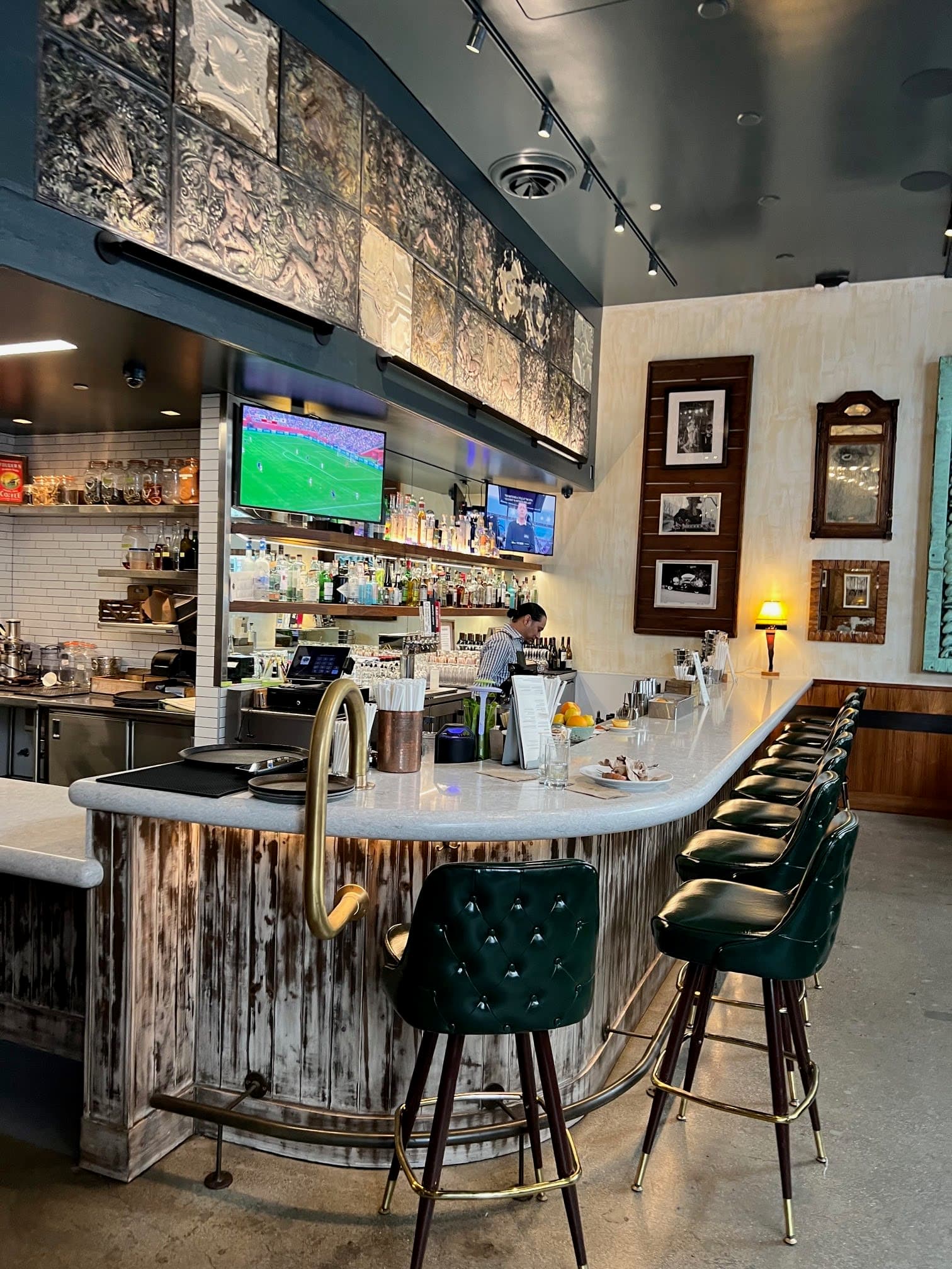 The Grove Restaurant & Bar en Yerba Buena, Tucumán, Argentina - Restaurantes pet friendly