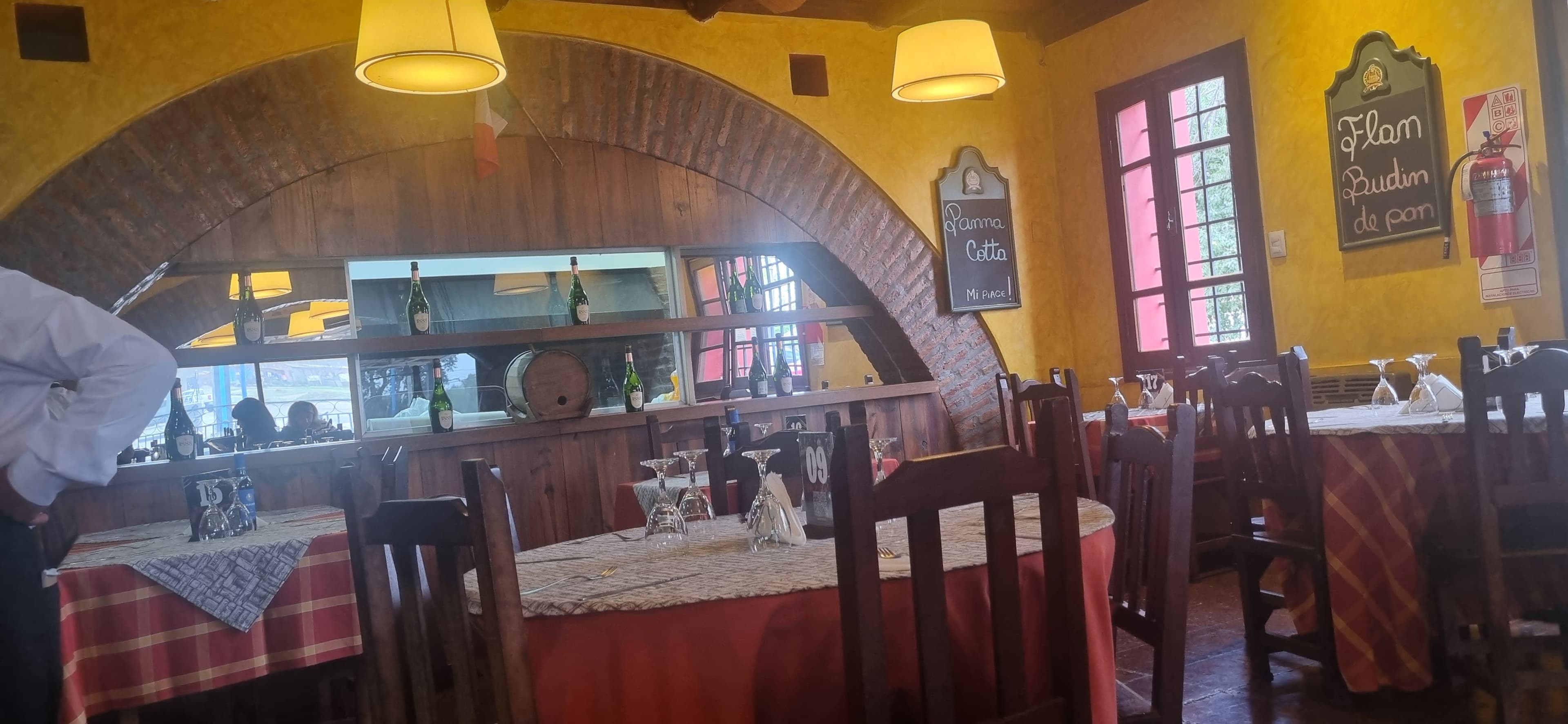 Alla Nona Pietruccia 3 en San Miguel de Tucumán, Tucumán, Argentina - Restaurantes pet friendly
