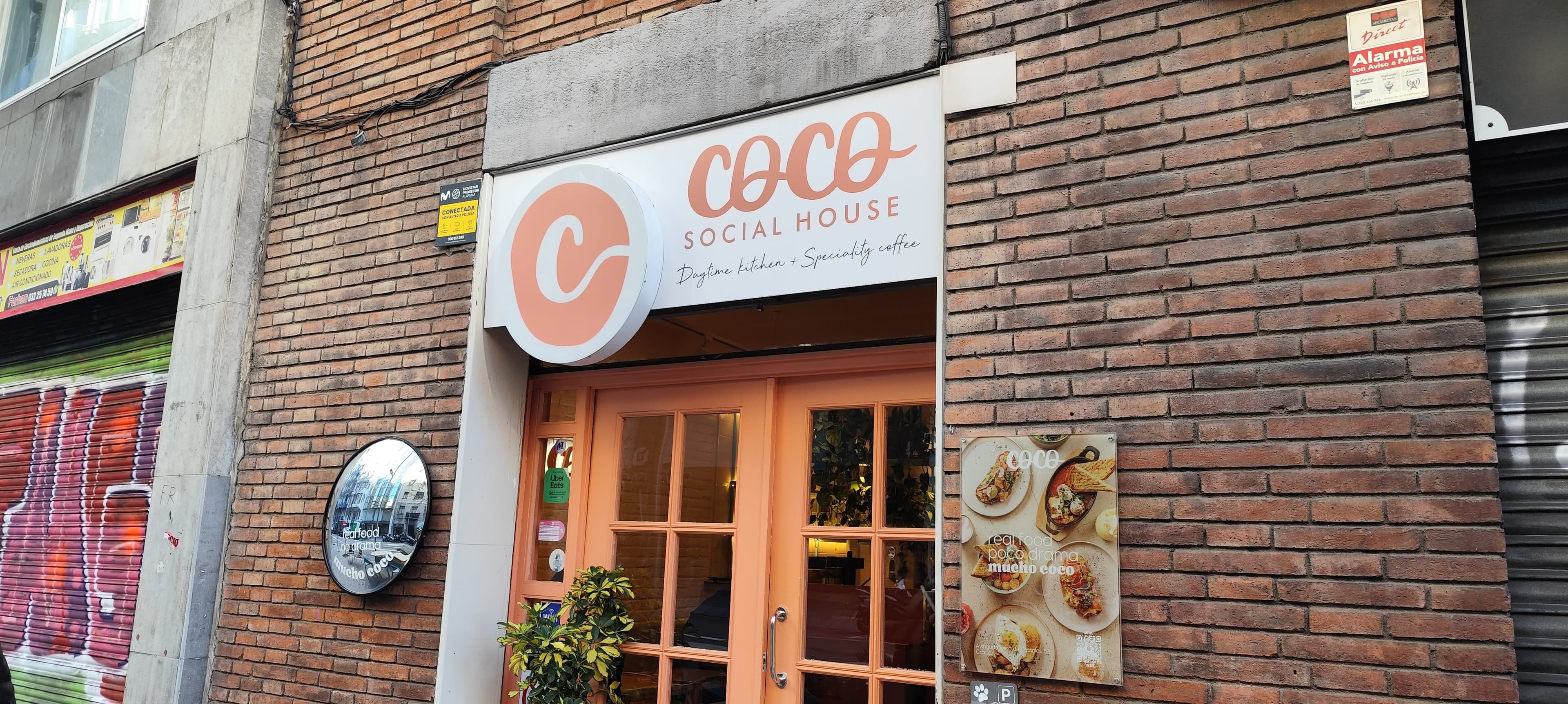 Coco Social House 2 en Barcelona, Cataluña, España - Restaurantes pet friendly