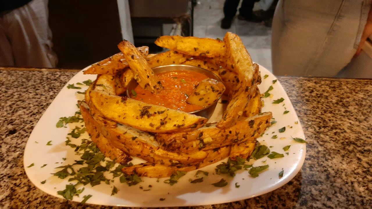 Tucuman...Nos Bar 2 en Tafí Viejo, Tucumán, Argentina - Restaurantes pet friendly