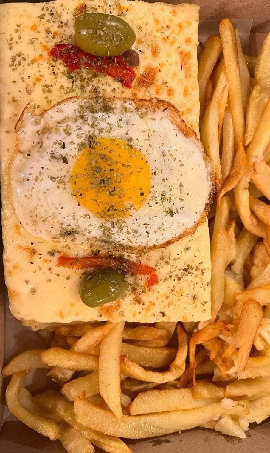 Triada Café y Bar 3 en Tafí Viejo, Tucumán, Argentina - Restaurantes pet friendly