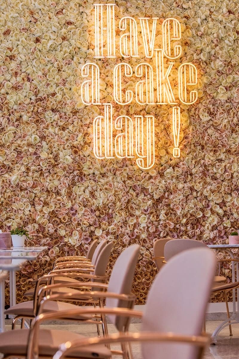 Rosas Café Marbella en Marbella, Andalucía, España - Restaurantes pet friendly