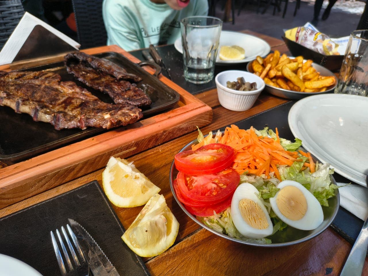 La Tropilla Parrillada 3 en San Miguel de Tucumán, Tucumán, Argentina - Restaurantes pet friendly