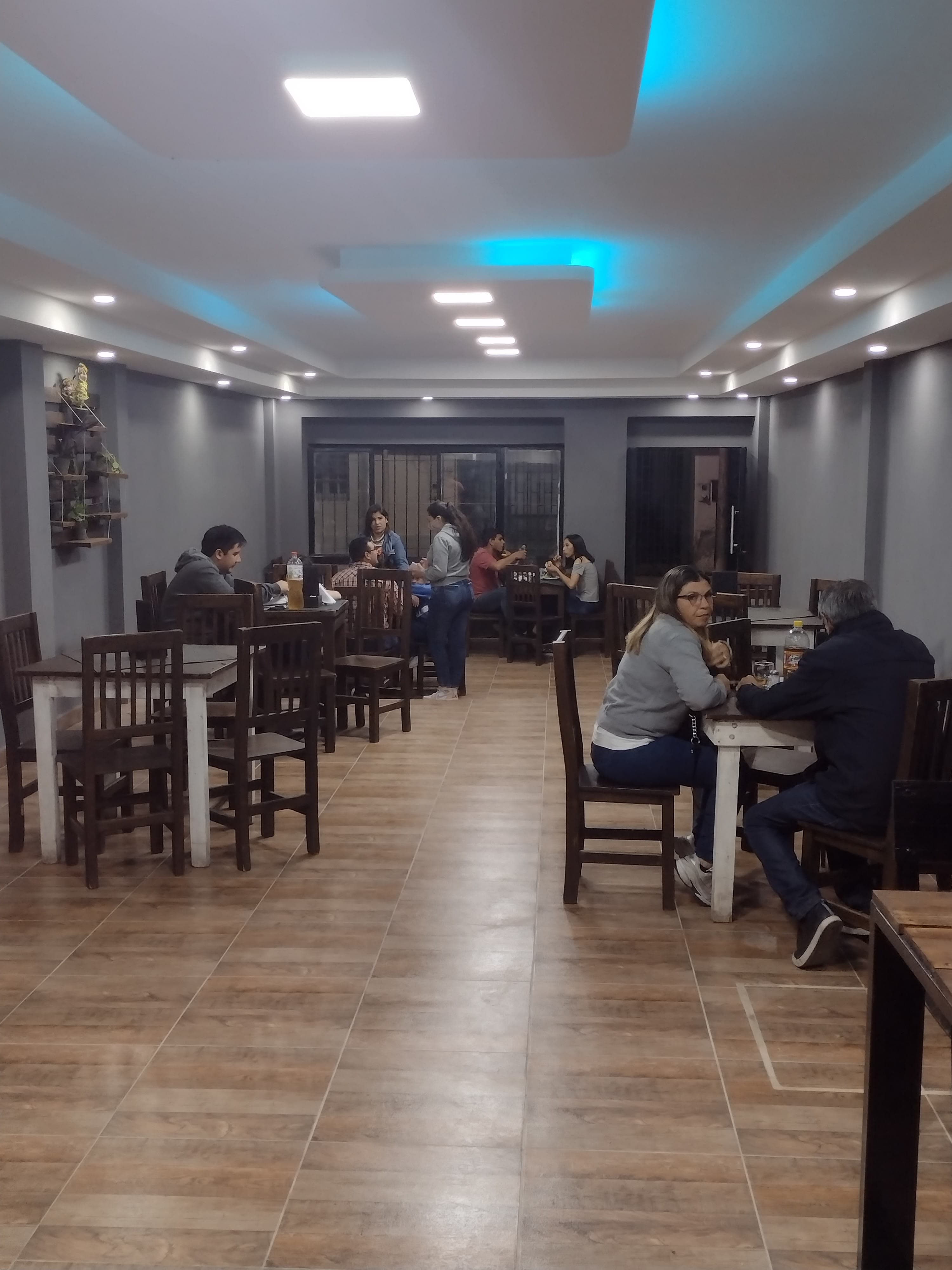 Ke! Hamburguesas Ro-Le 3 en Monteros, Tucumán, Argentina - Restaurantes pet friendly