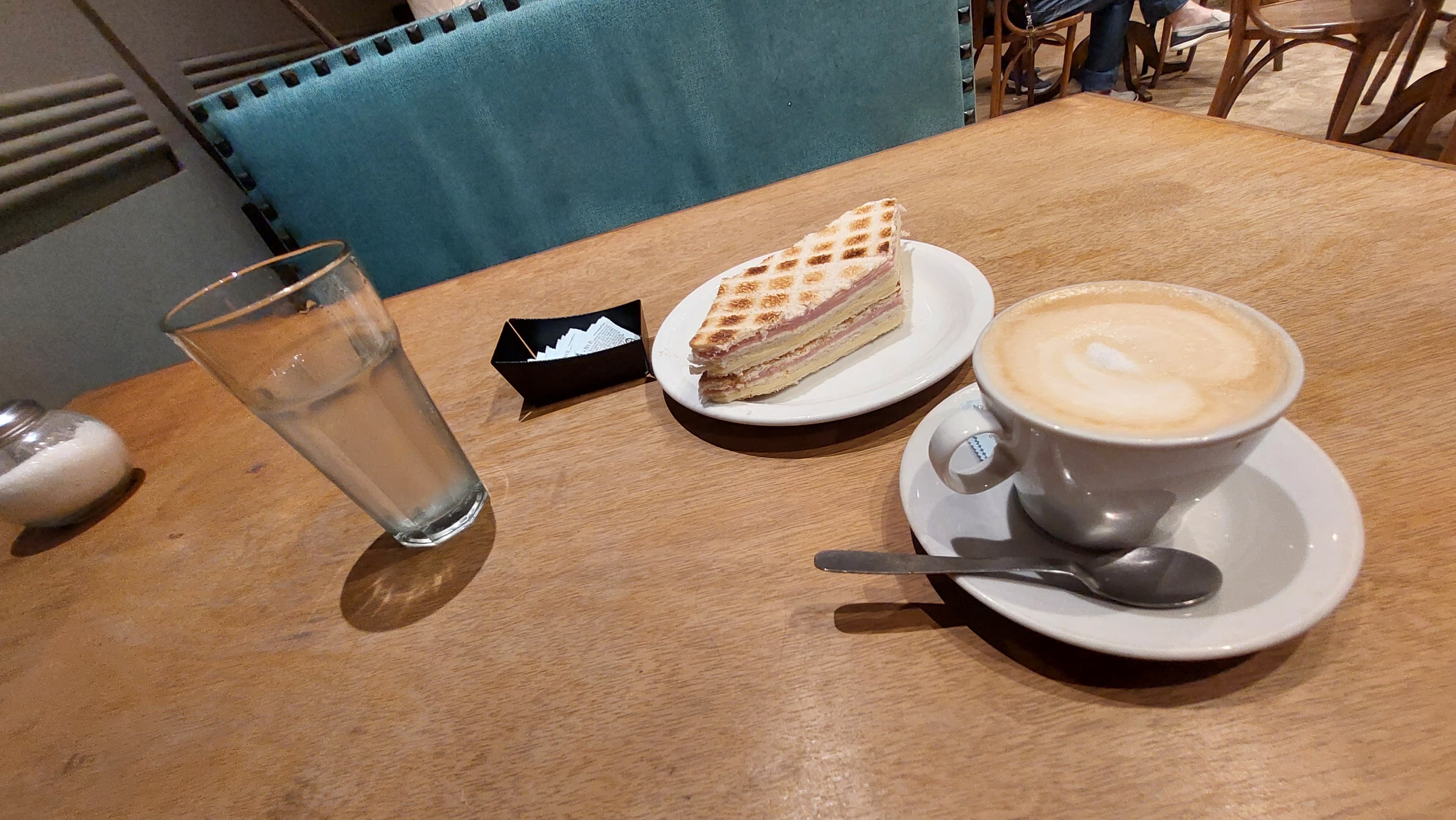 Truman Restó 3 en San Miguel de Tucumán, Tucumán, Argentina - Restaurantes pet friendly