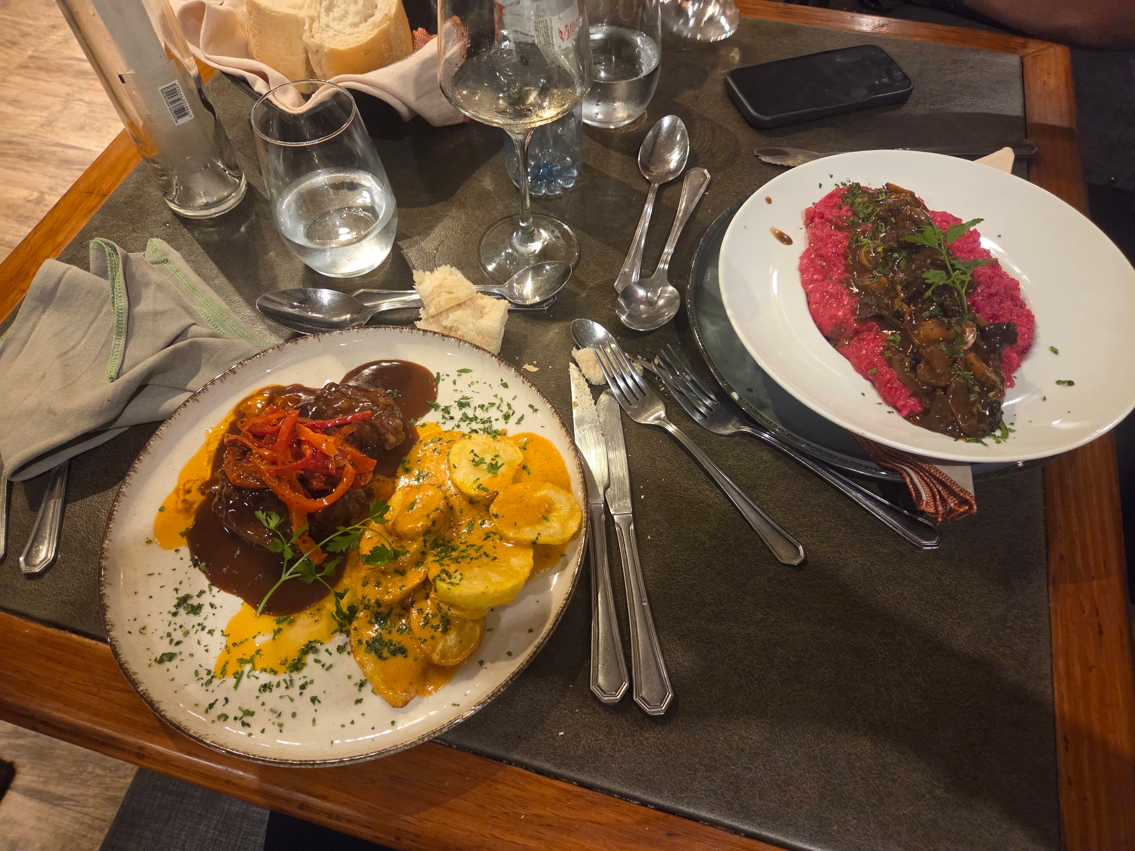 Arismendi 2 en Tafí Viejo, Tucumán, Argentina - Restaurantes pet friendly