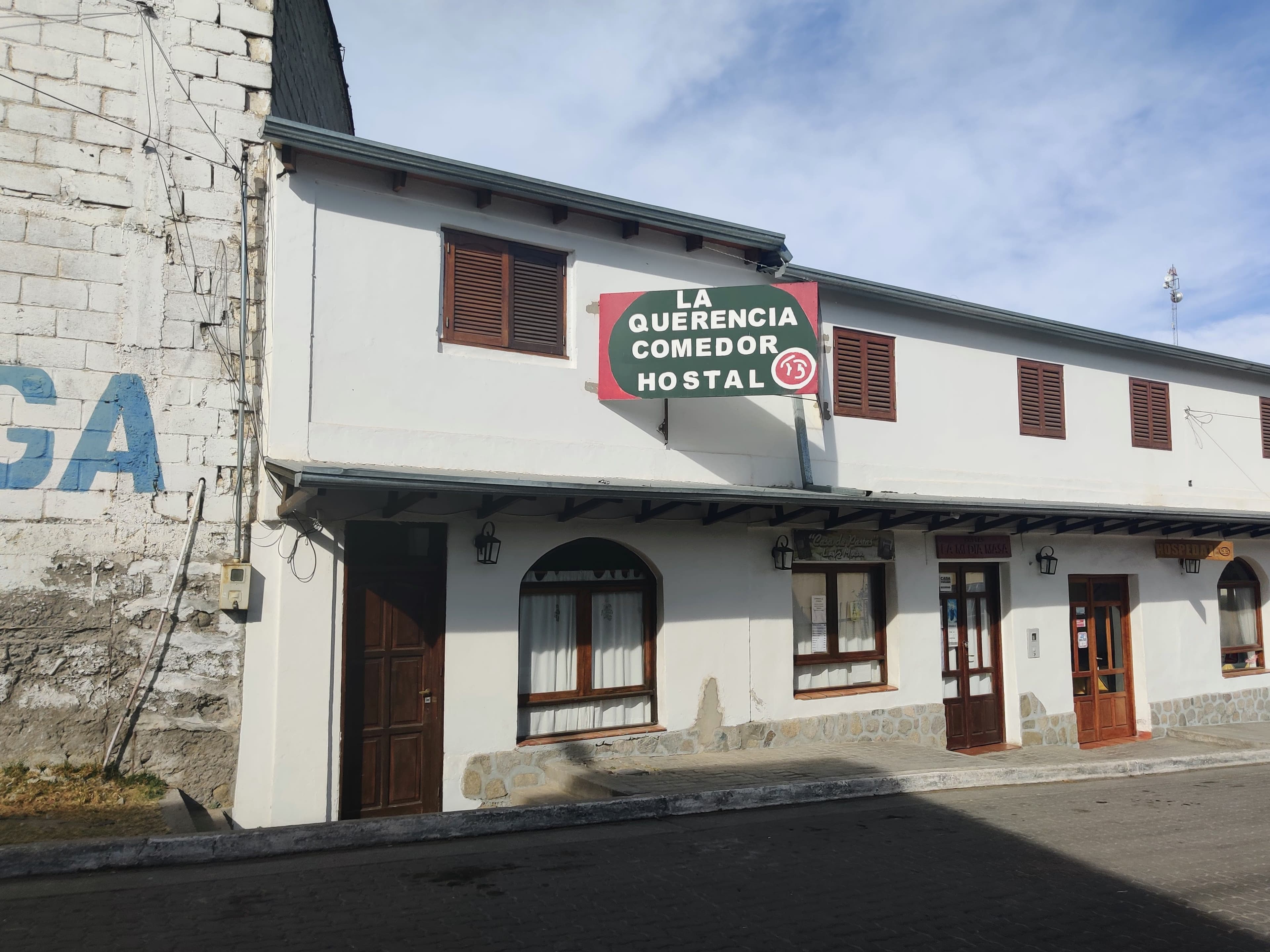 Hostal La Querencia - Imagen 1