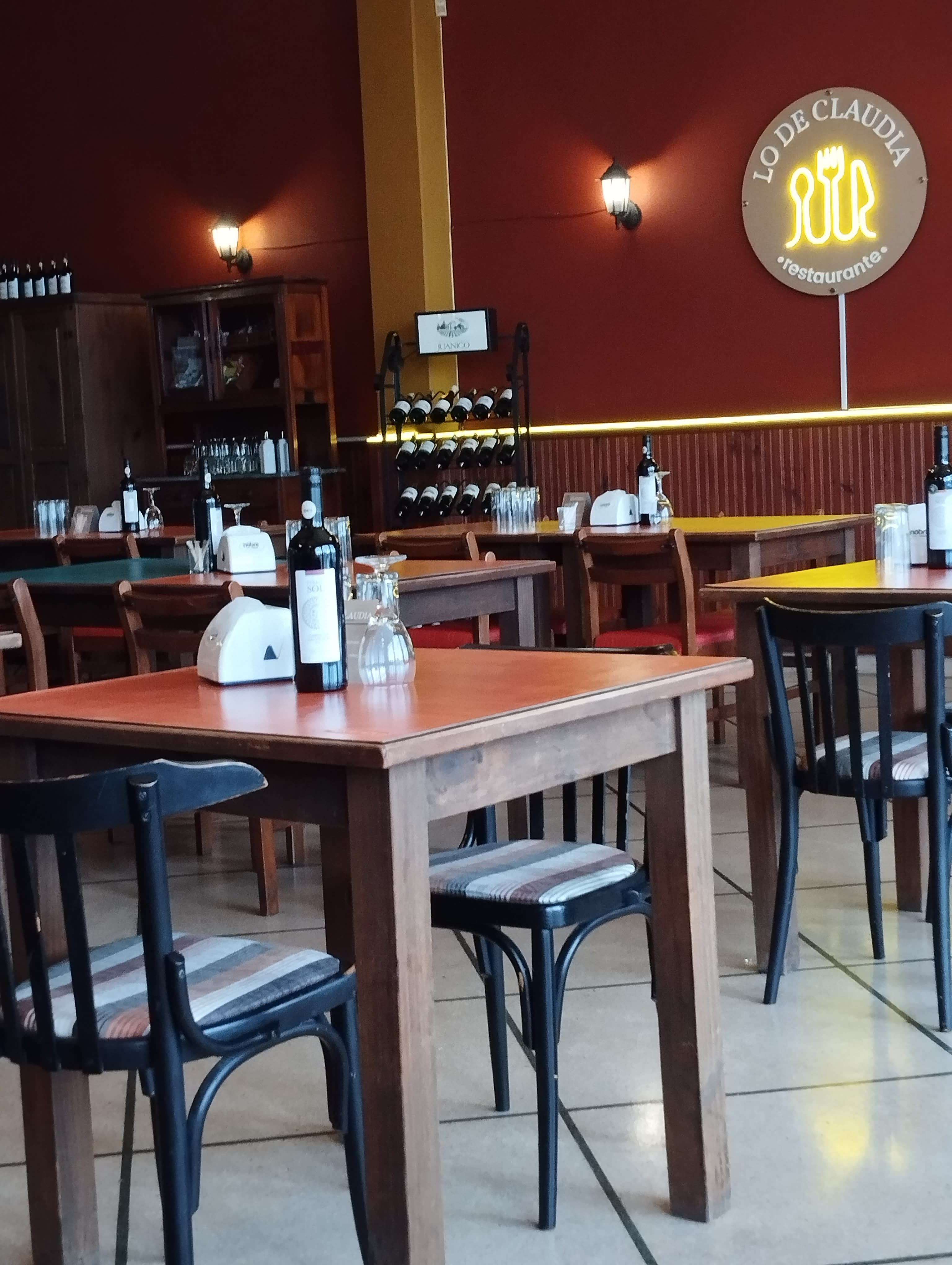 Lo de Claudia 3 en Paso de los Toros, Tacuarembó, Uruguay - Cafeterías y restaurantes pet friendly