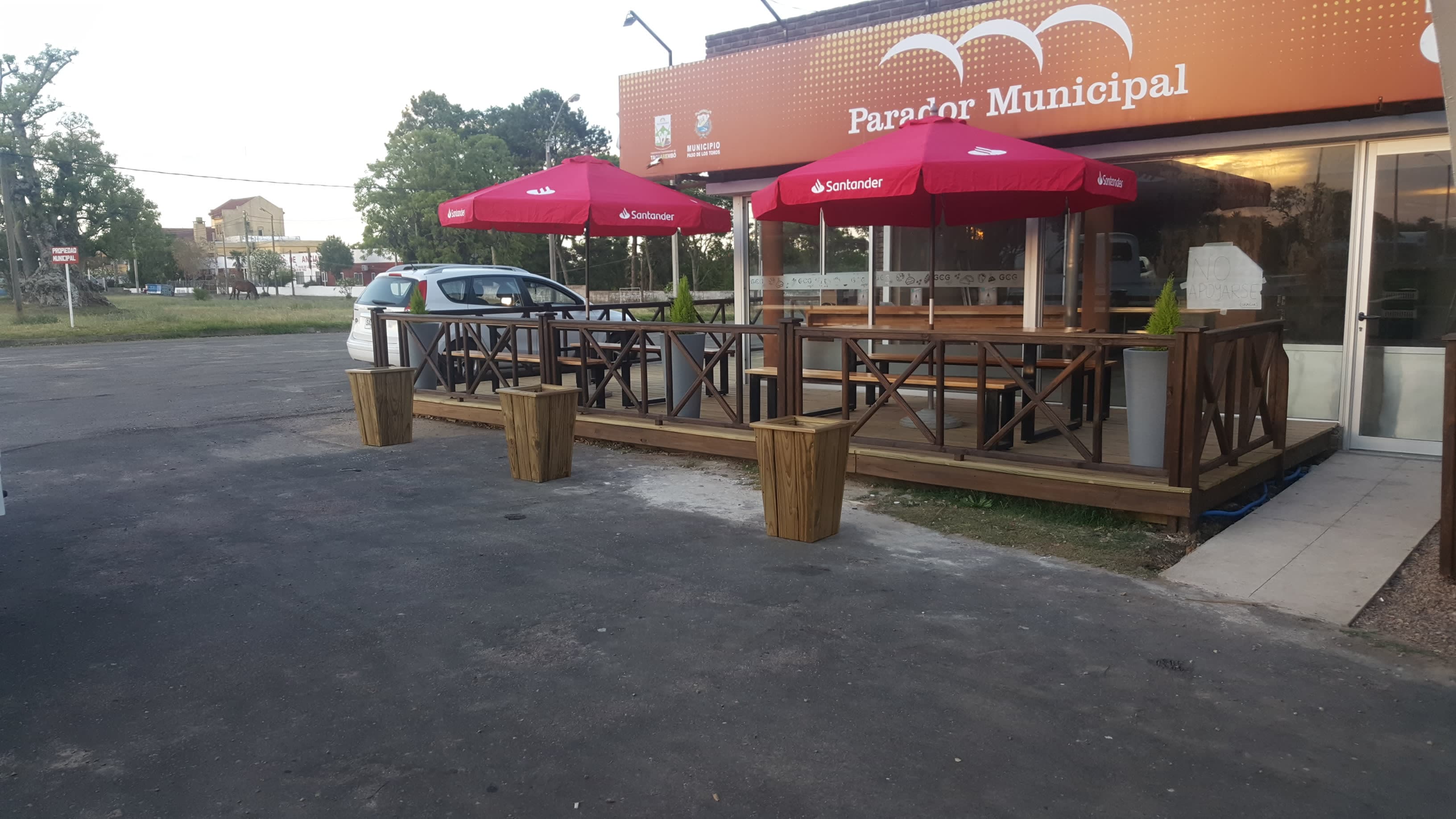 parador municipal en Paso de los Toros, Tacuarembó, Uruguay - Cafeterías y restaurantes pet friendly