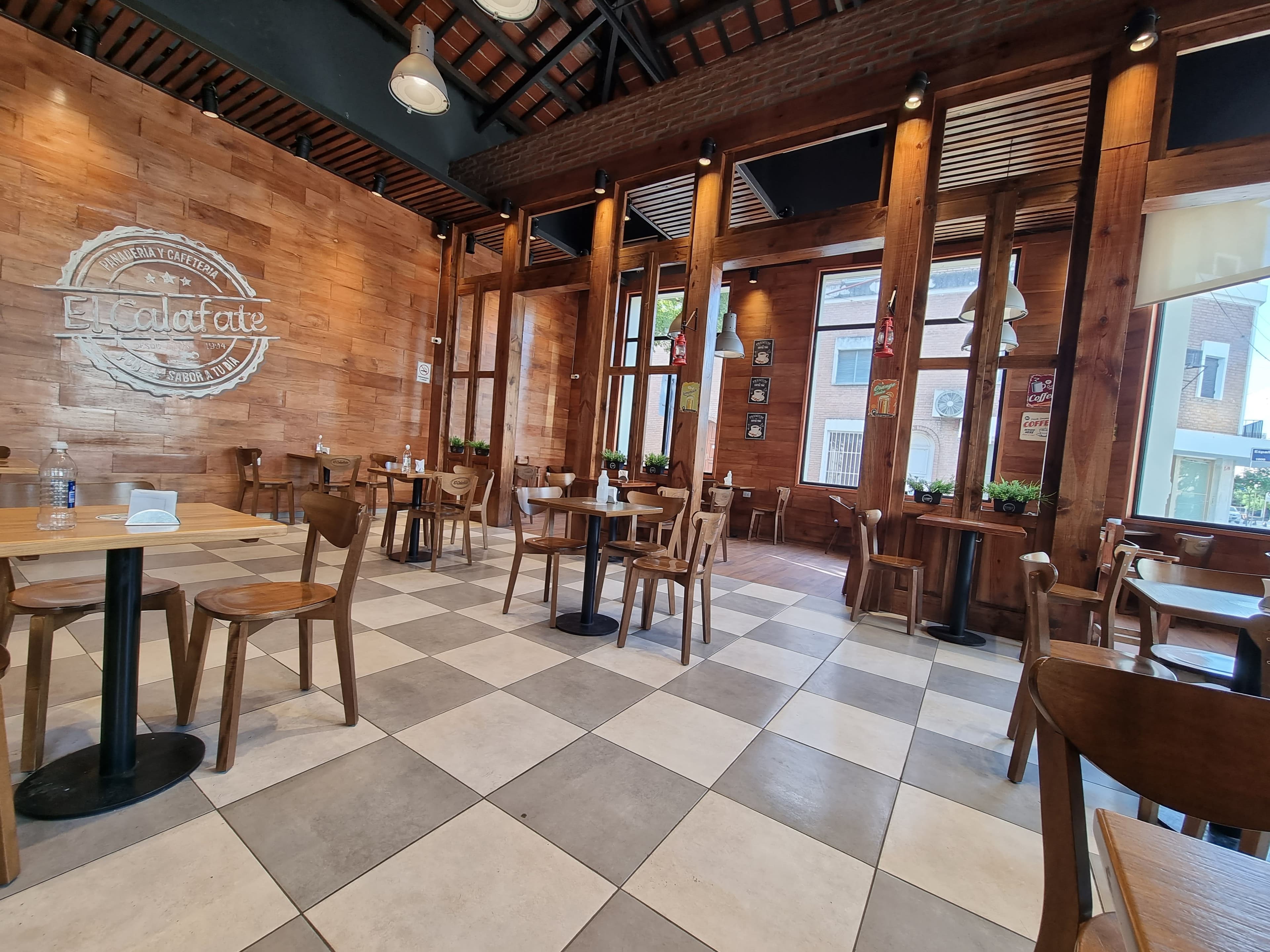 El Calafate Panaderia Y Cafeteria en Concepción, Tucumán, Argentina - Cafeterías y restaurantes pet friendly