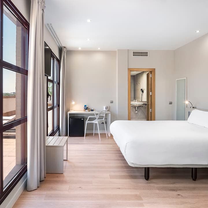 B&B HOTEL Madrid Fuenlabrada 2 en Fuenlabrada, Comunidad de Madrid, España - Fundaciones
