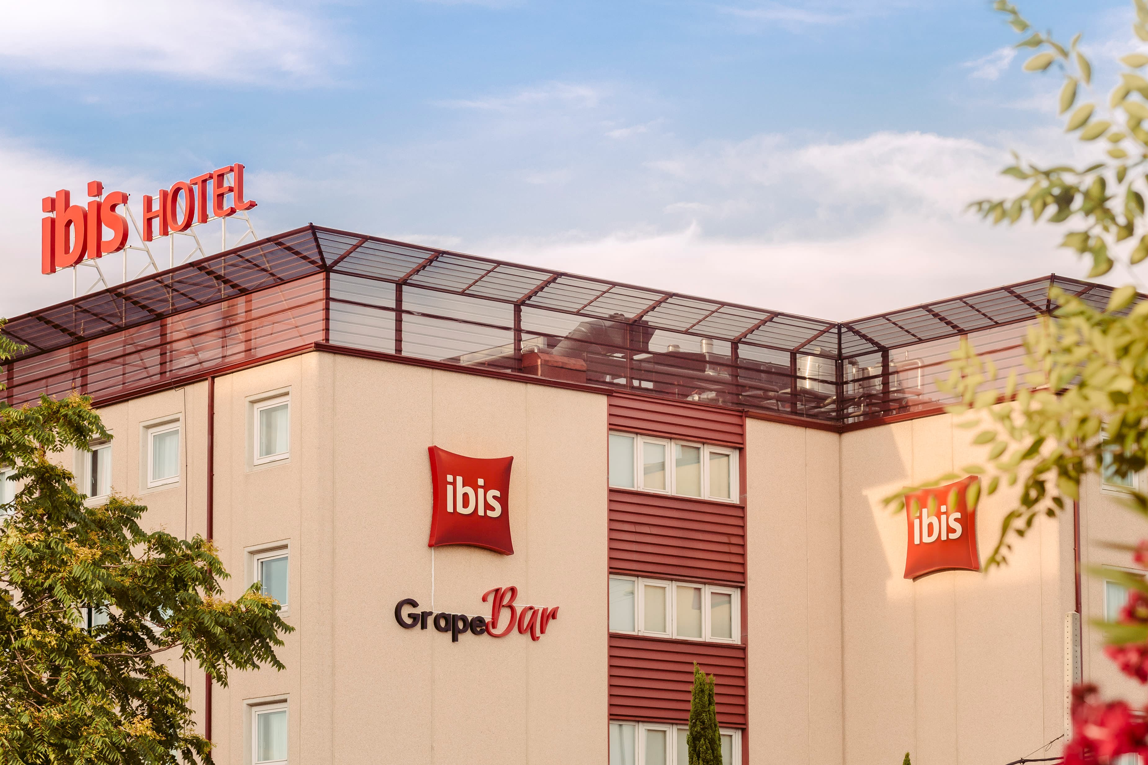 ibis Madrid Fuenlabrada en Fuenlabrada, Comunidad de Madrid, España - Fundaciones