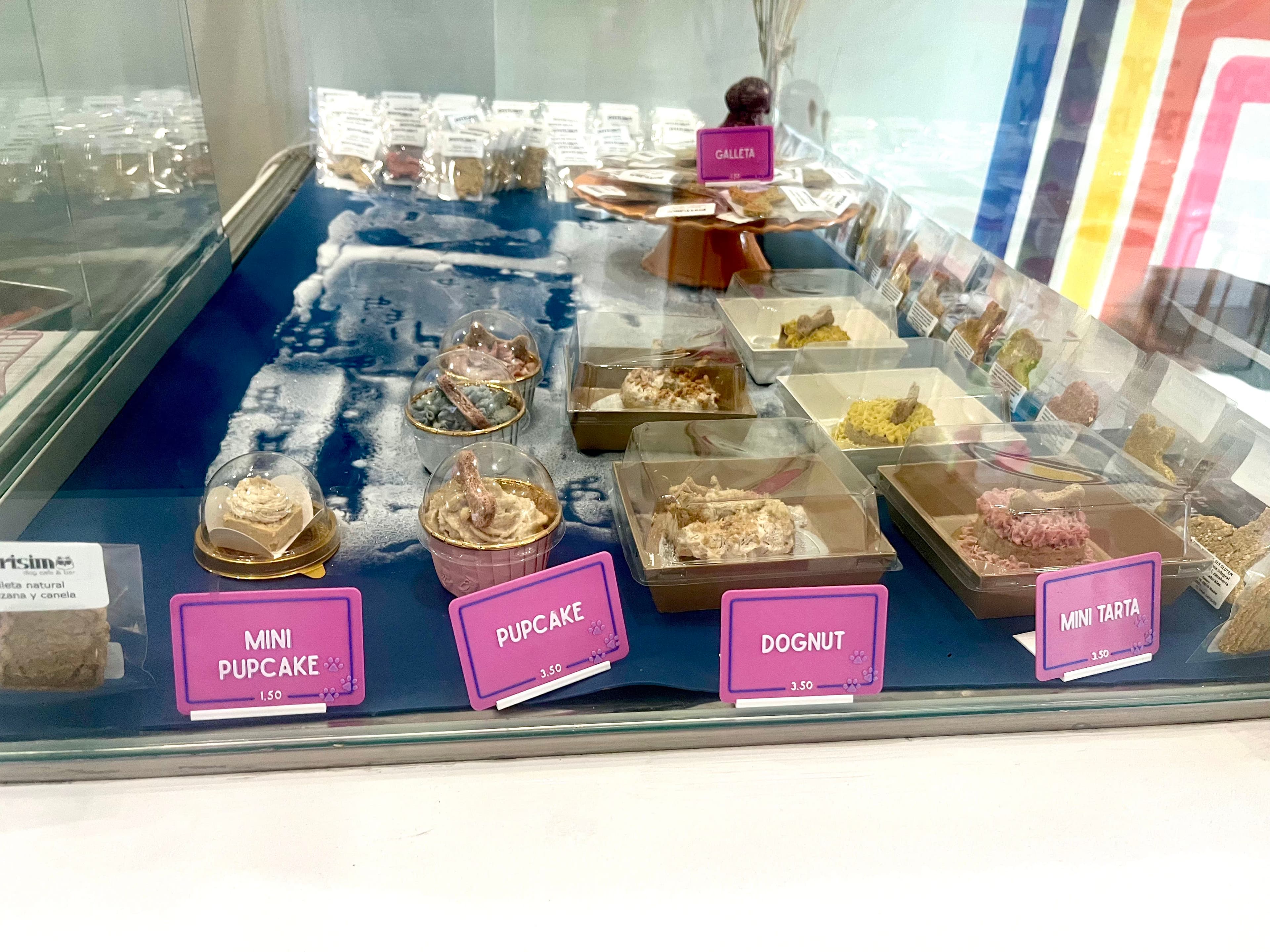 Perrisimo Dog Cafe & Bar en España - Cafeterías y restaurantes pet friendly