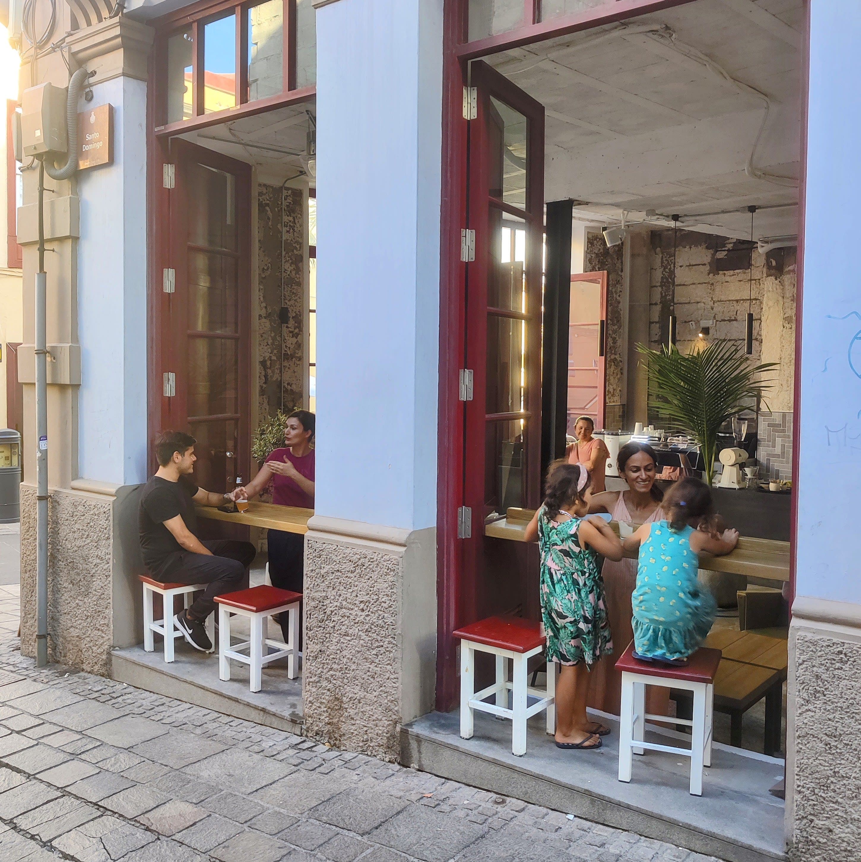 La Escala | Food Craft & Specialty Coffee en Canarias, España - Cafeterías y restaurantes pet friendly
