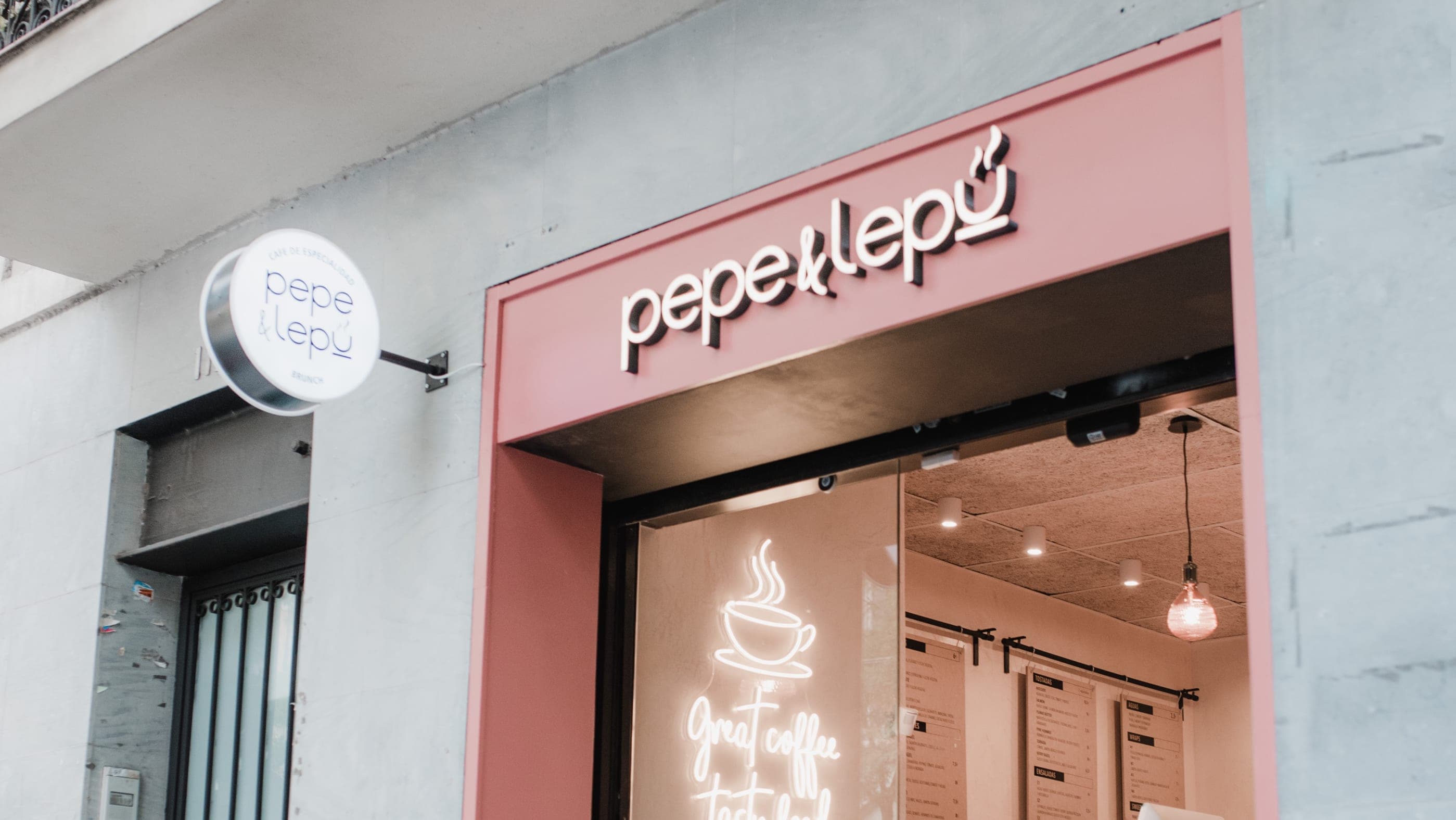 Pepe y Lepu | Brunch Café en España - Cafeterías y restaurantes pet friendly