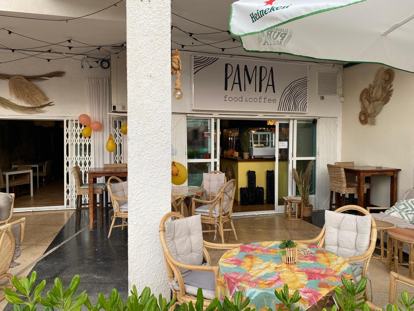 PAMPA polska kuchnia 2 en Orihuela, Valencia, España - Cafeterías y restaurantes pet friendly