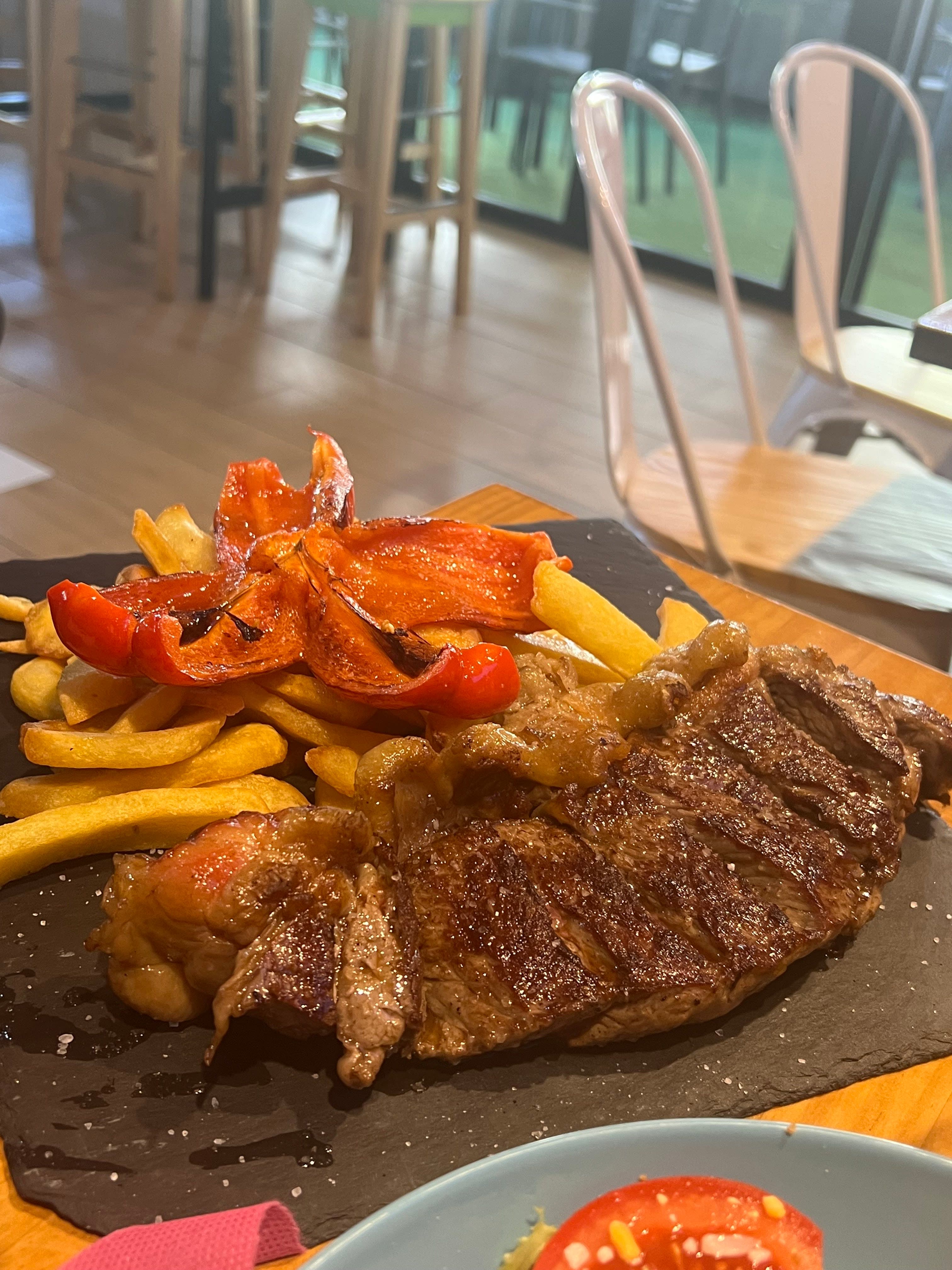 Pound Cafe 2 en Móstoles, Comunidad de Madrid, España - Cafeterías y restaurantes pet friendly