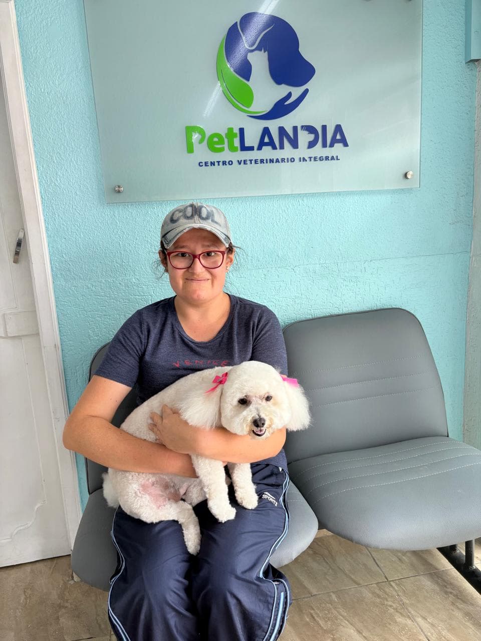 VETERINARIA PETLANDIA 3 en San Antonio de Pichincha, Pichincha, Ecuador - Peluquería para perros