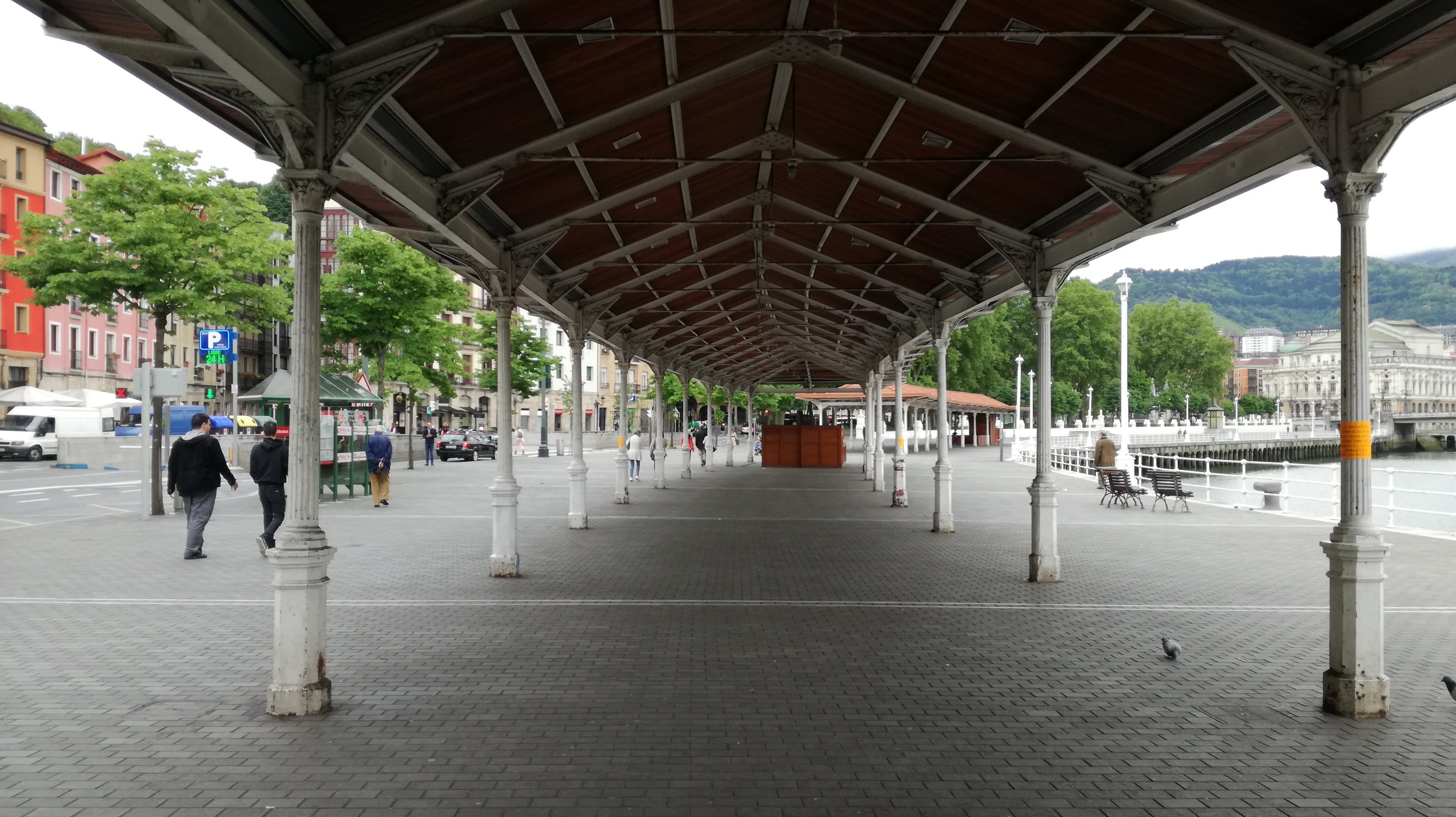 Parking Indigo, Arenal, Bilbao, Céntrico 3 en Bilbao, País Vasco, España - Parques pet friendly