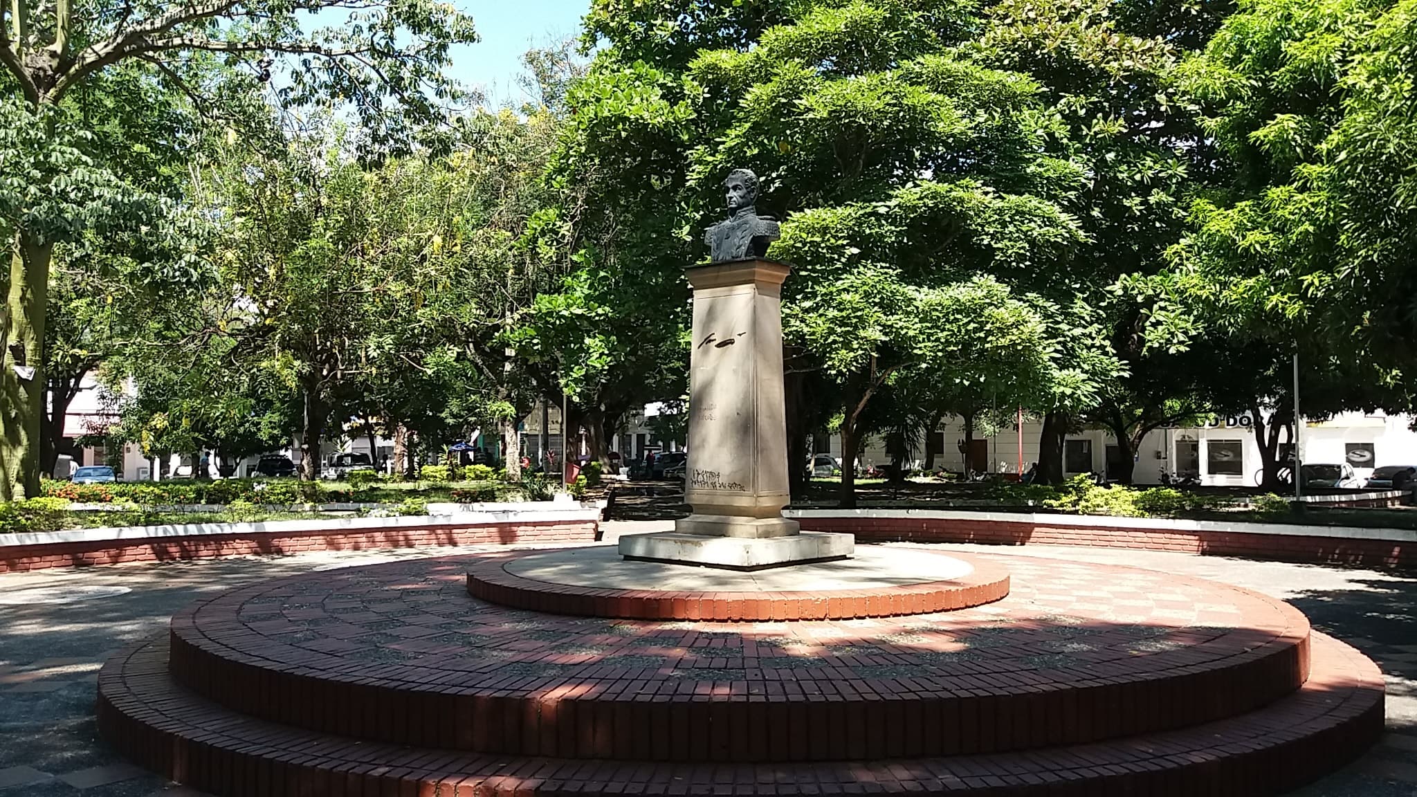 Simón Bolivar Park - Imagen 1