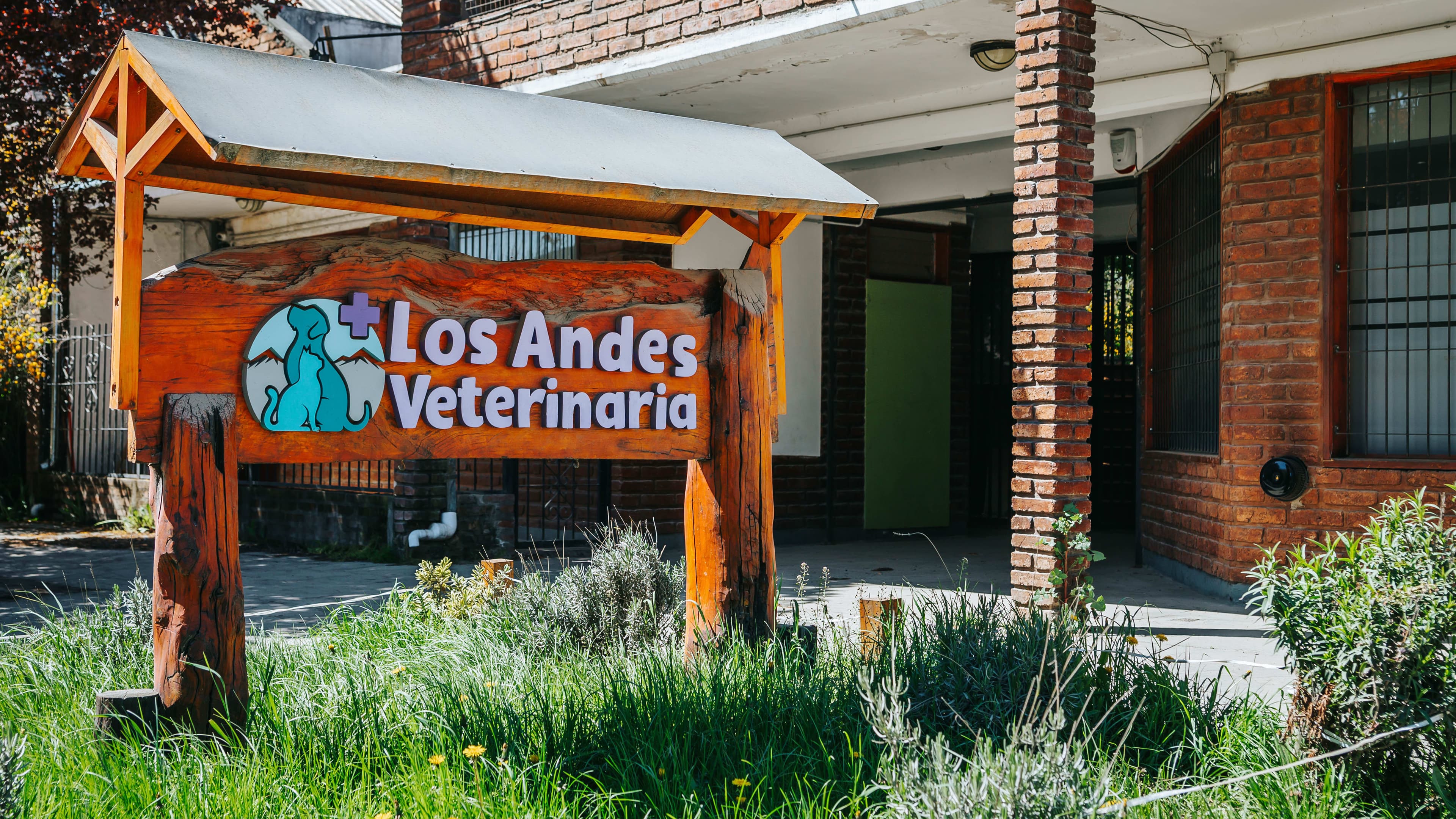 Los Andes Veterinaria en El Bolsón, Río Negro