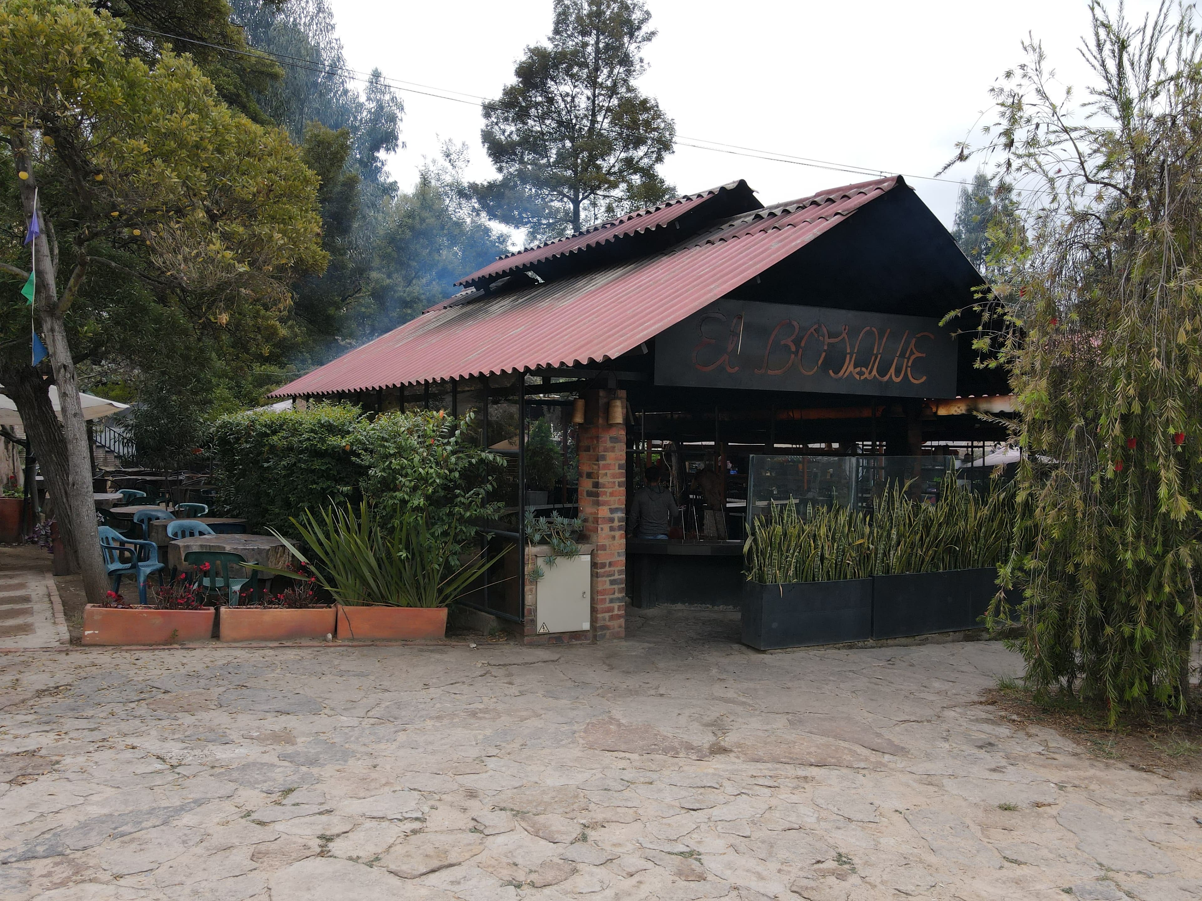 RESTAURANTE EL BOSQUE CAMPESTRE SOGAMOSO 2 en Sogamoso, Boyacá, Colombia - Fundaciones