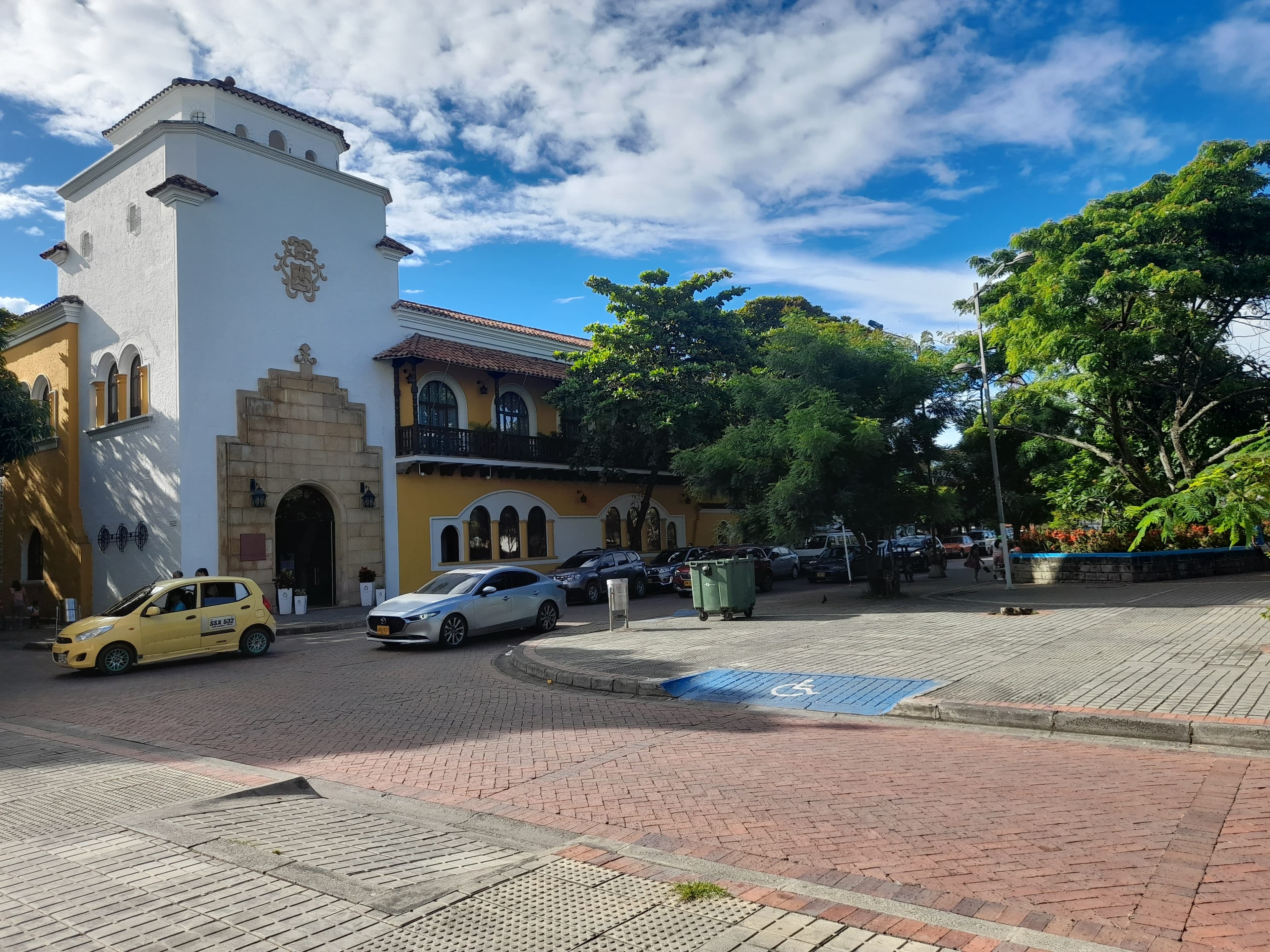 Plaza Principal, Girardot 3 en Girardot, Cundinamarca, Colombia - Caminatas, senderismo y rutas