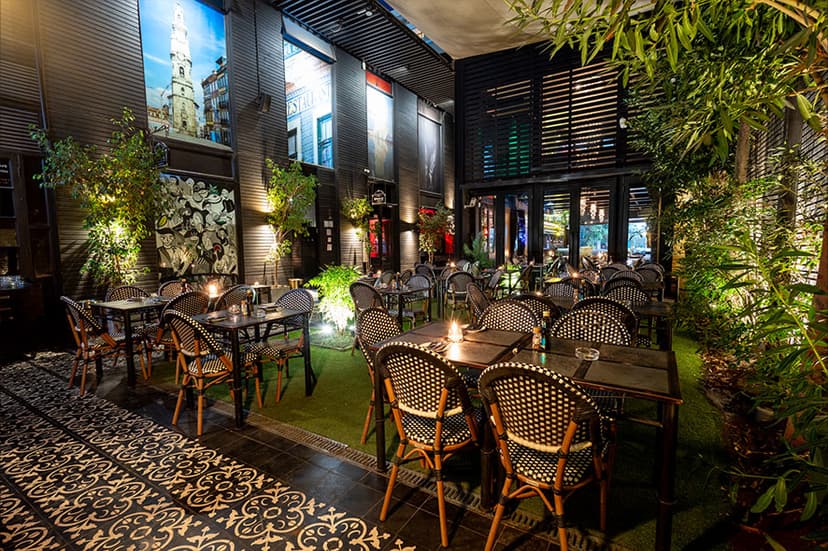 Lusitano Restaurant & Café