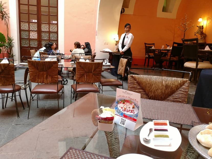 Restaurante Casa De Los Muñecos