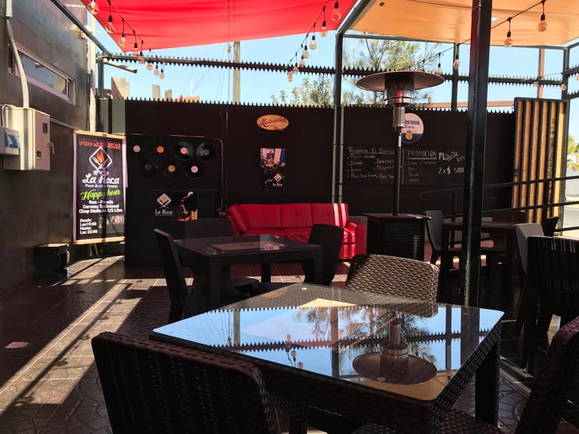 La Roca Pub Restaurant Mejillones