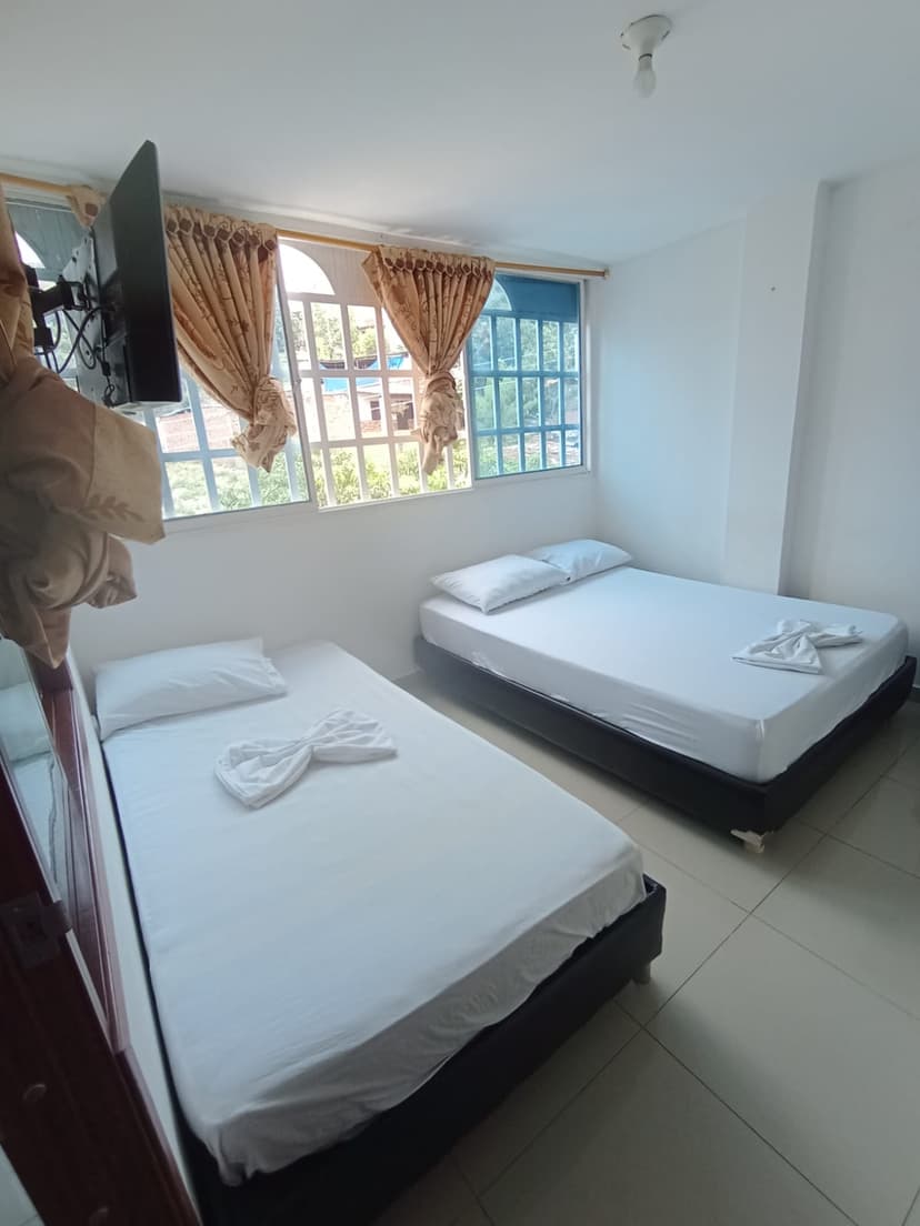 Hotel Avenida El Bosque