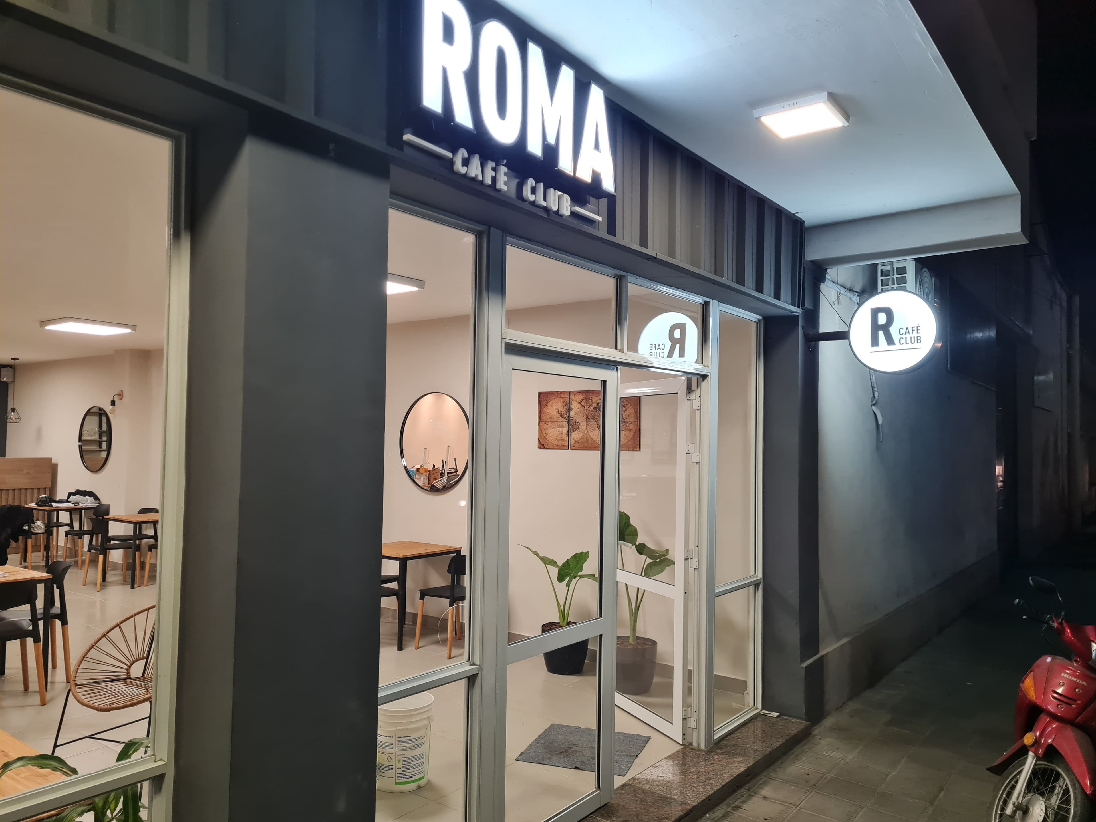 Roma Café Club