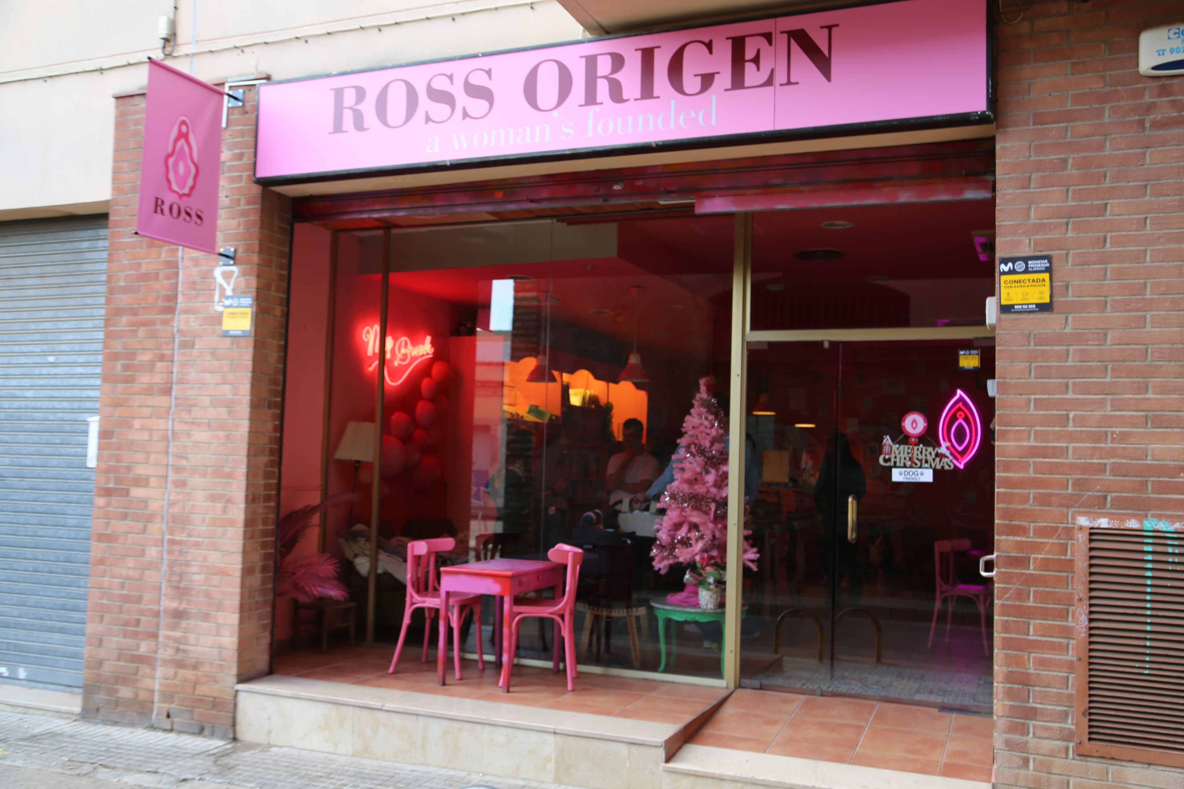 Ross Com a Casa
