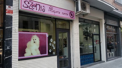 Almike Grooming (Szenia)